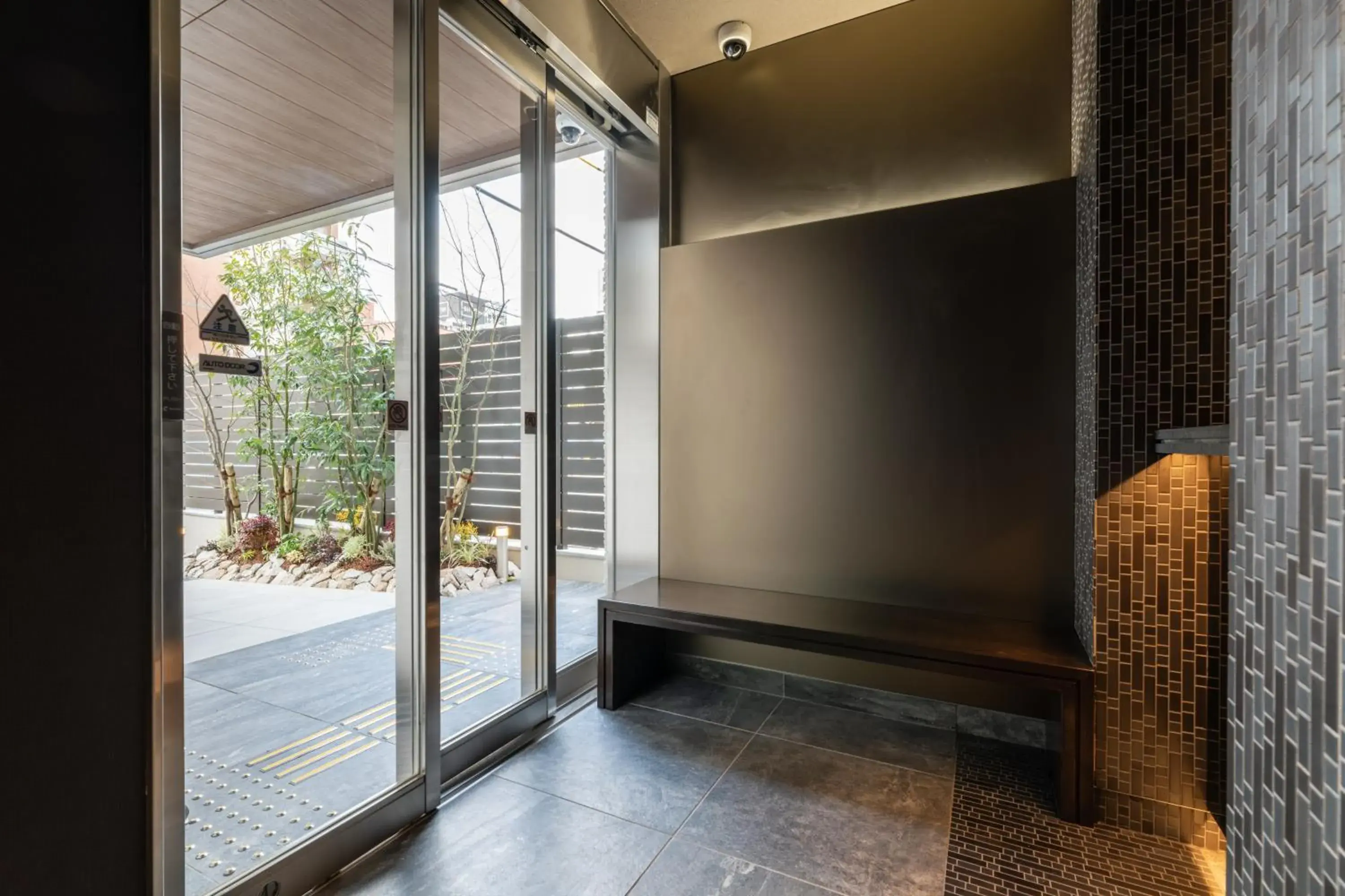 Lobby or reception in GRAND BASE Haruyoshi Lobby or reception in GRAND BASE Haruyoshi