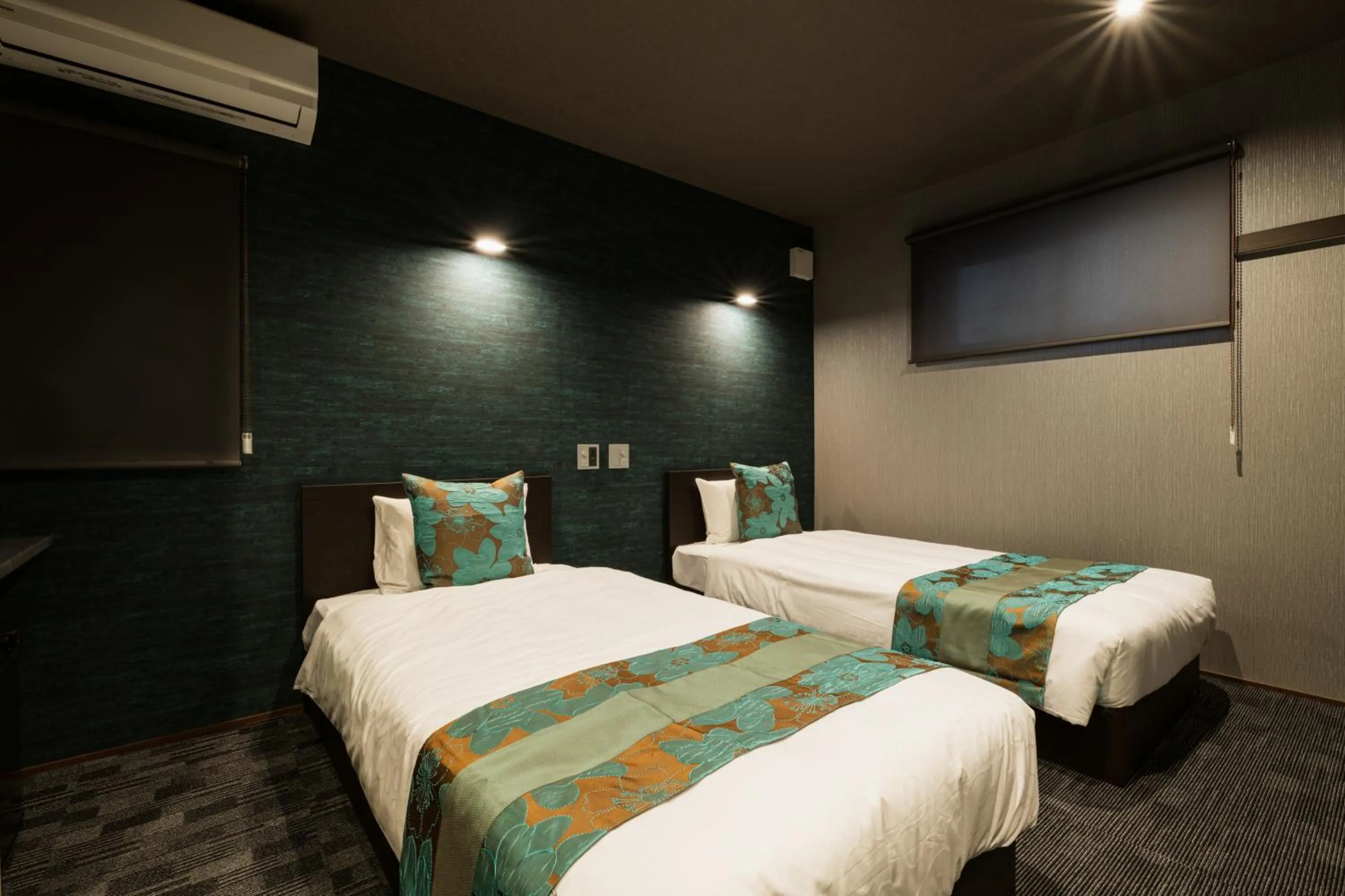 Bedroom, Bed in GRAND BASE Haruyoshi