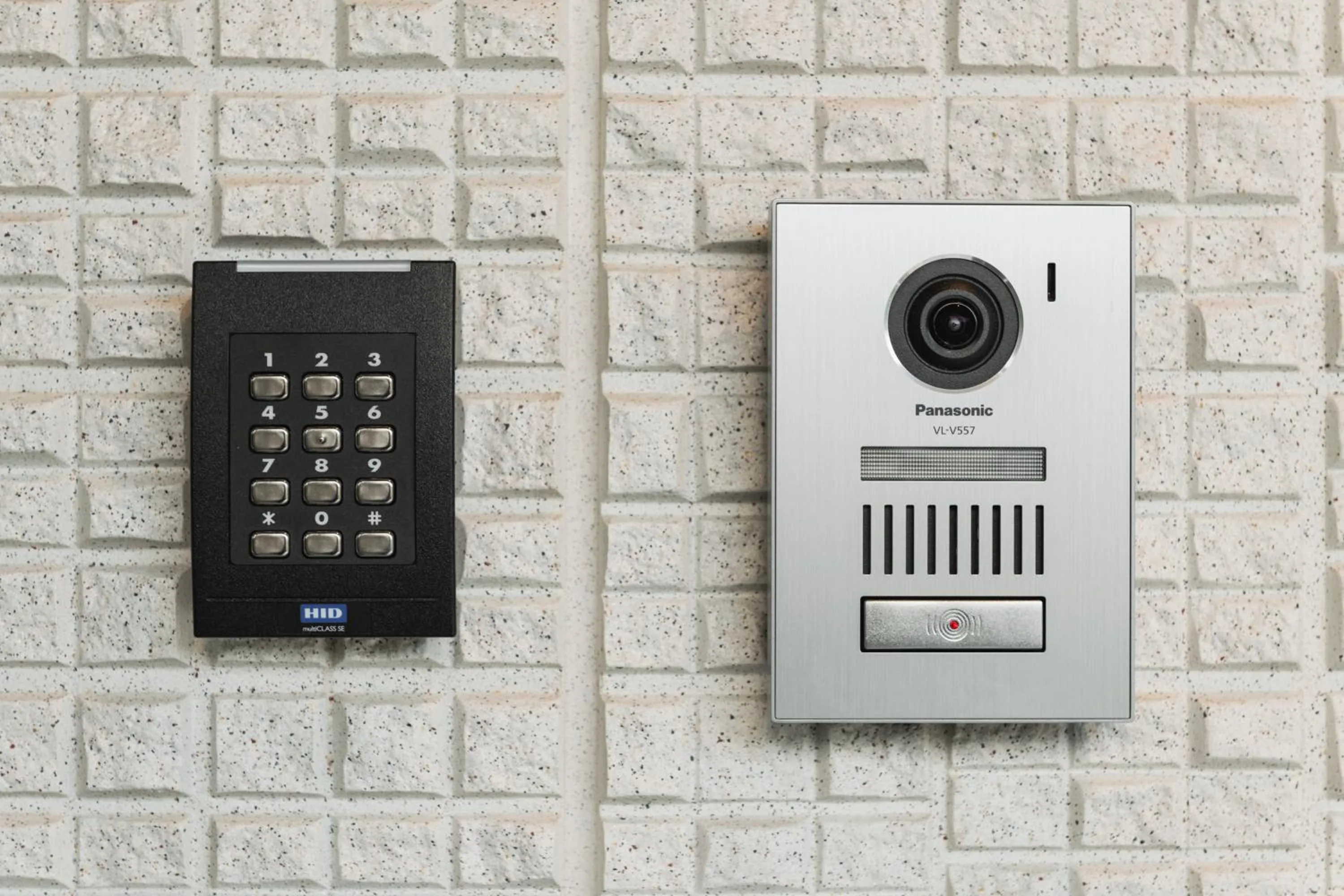 Facade/entrance in GRAND BASE Haruyoshi