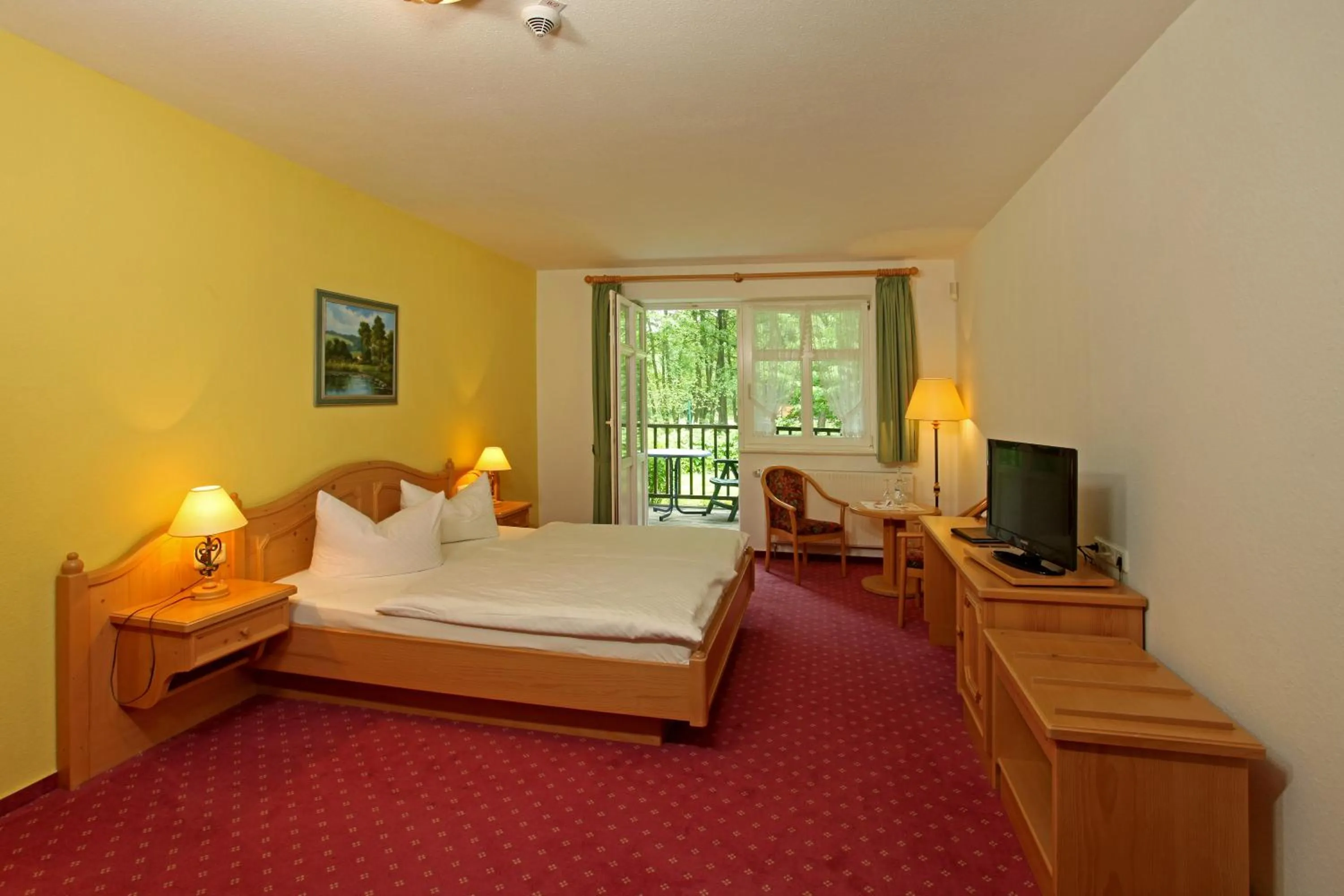 Bedroom, Bed in Hotel Boltenmühle