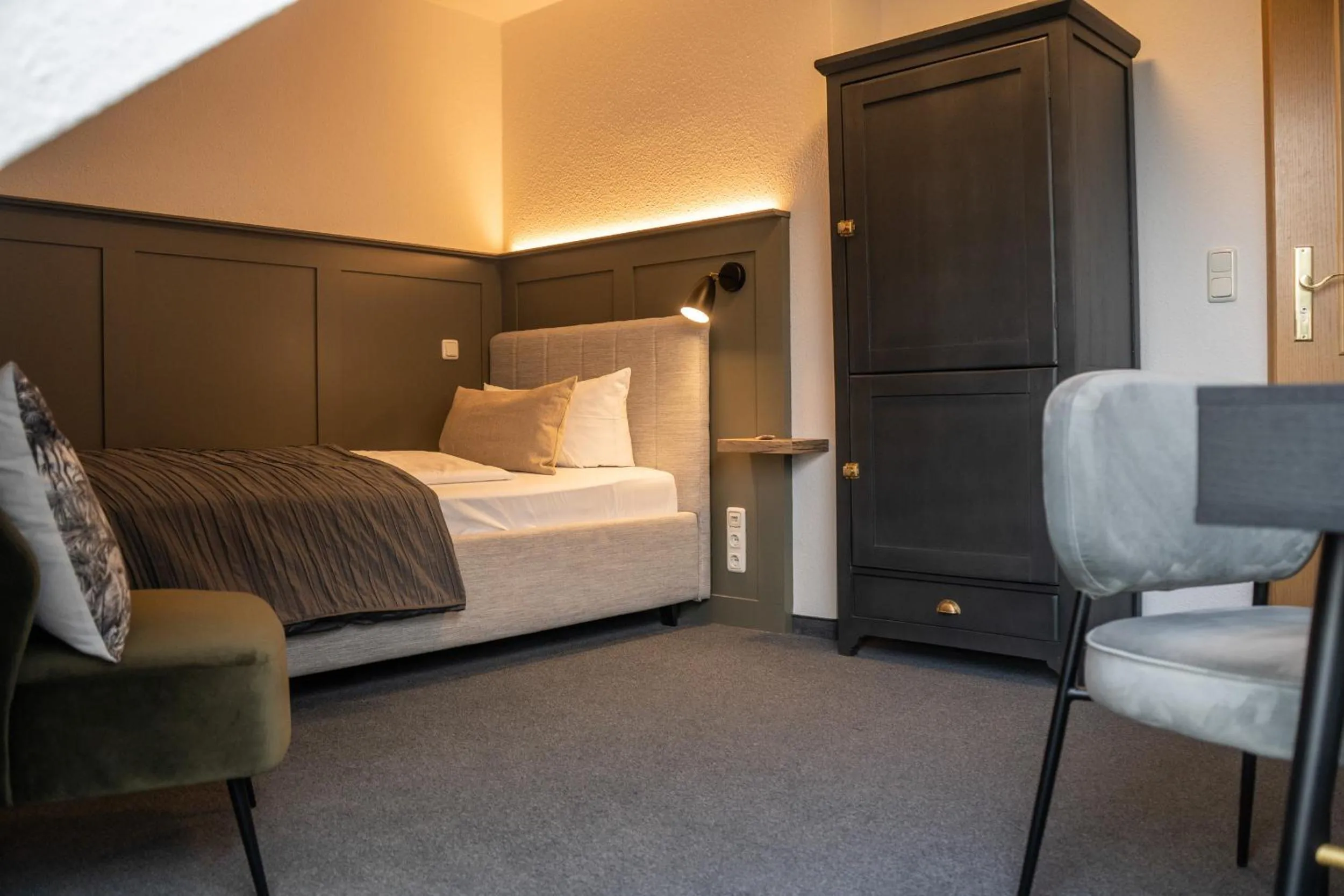 Photo of the whole room, Bed in Hotel & Restaurant Am Alten Rhin