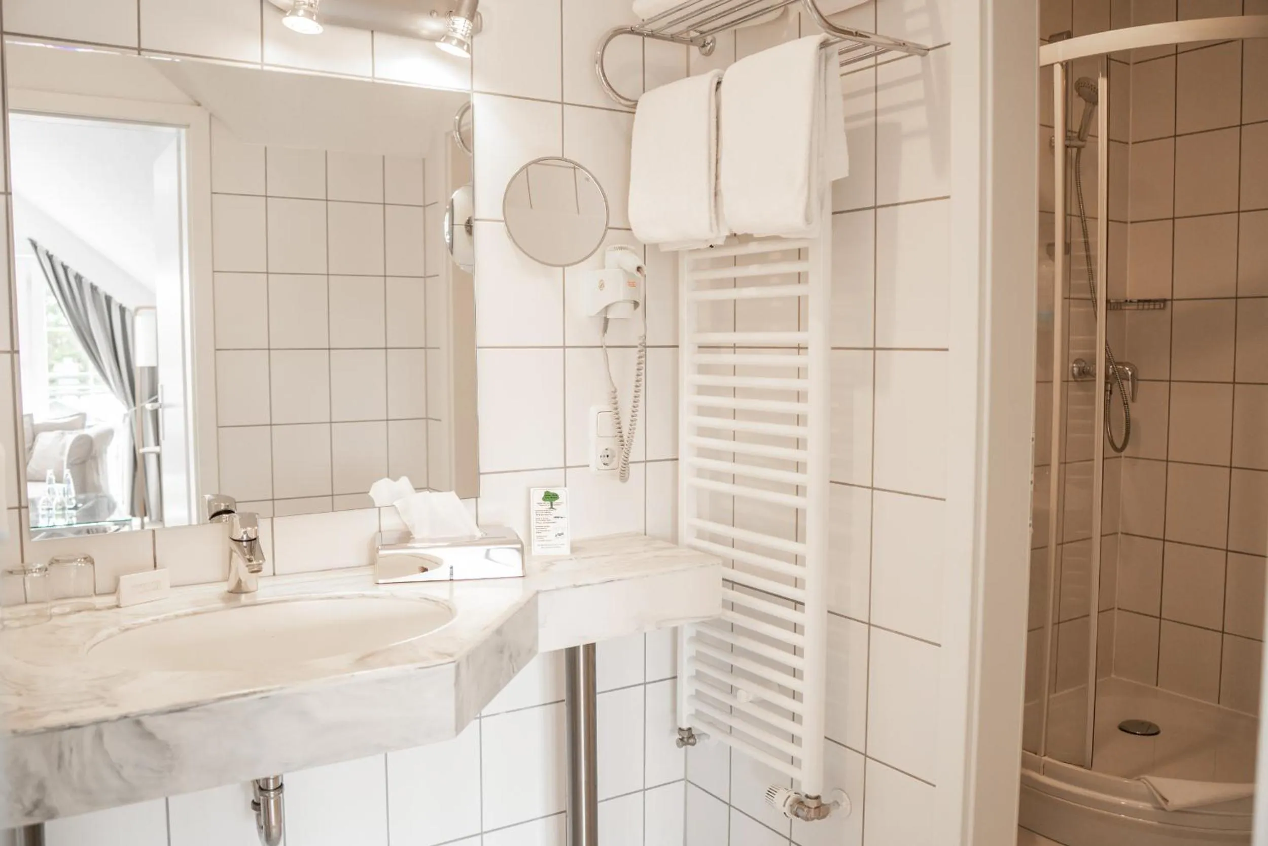 Bathroom in Hotel & Restaurant Am Alten Rhin