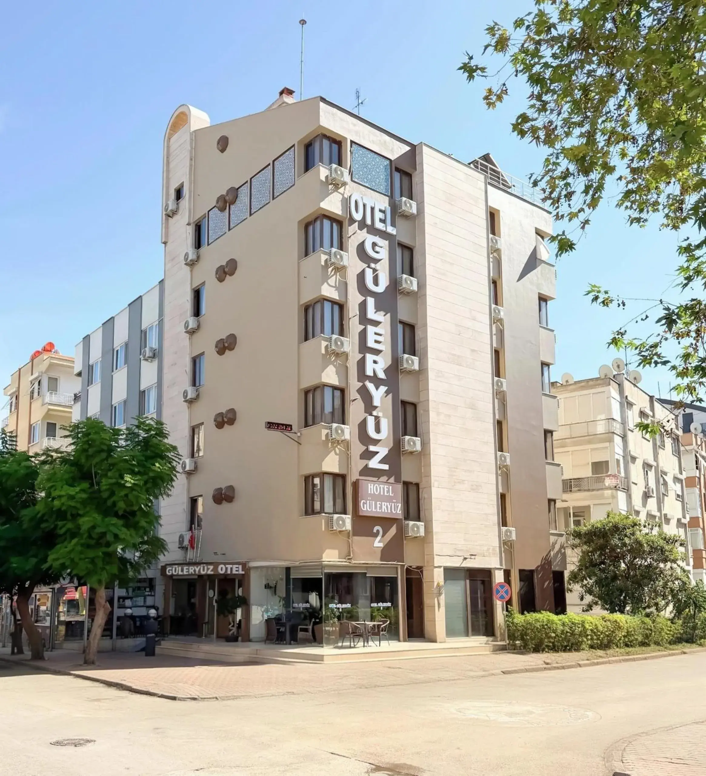 Property building in Hotel Güleryüz 2 Property building in Hotel Güleryüz 2