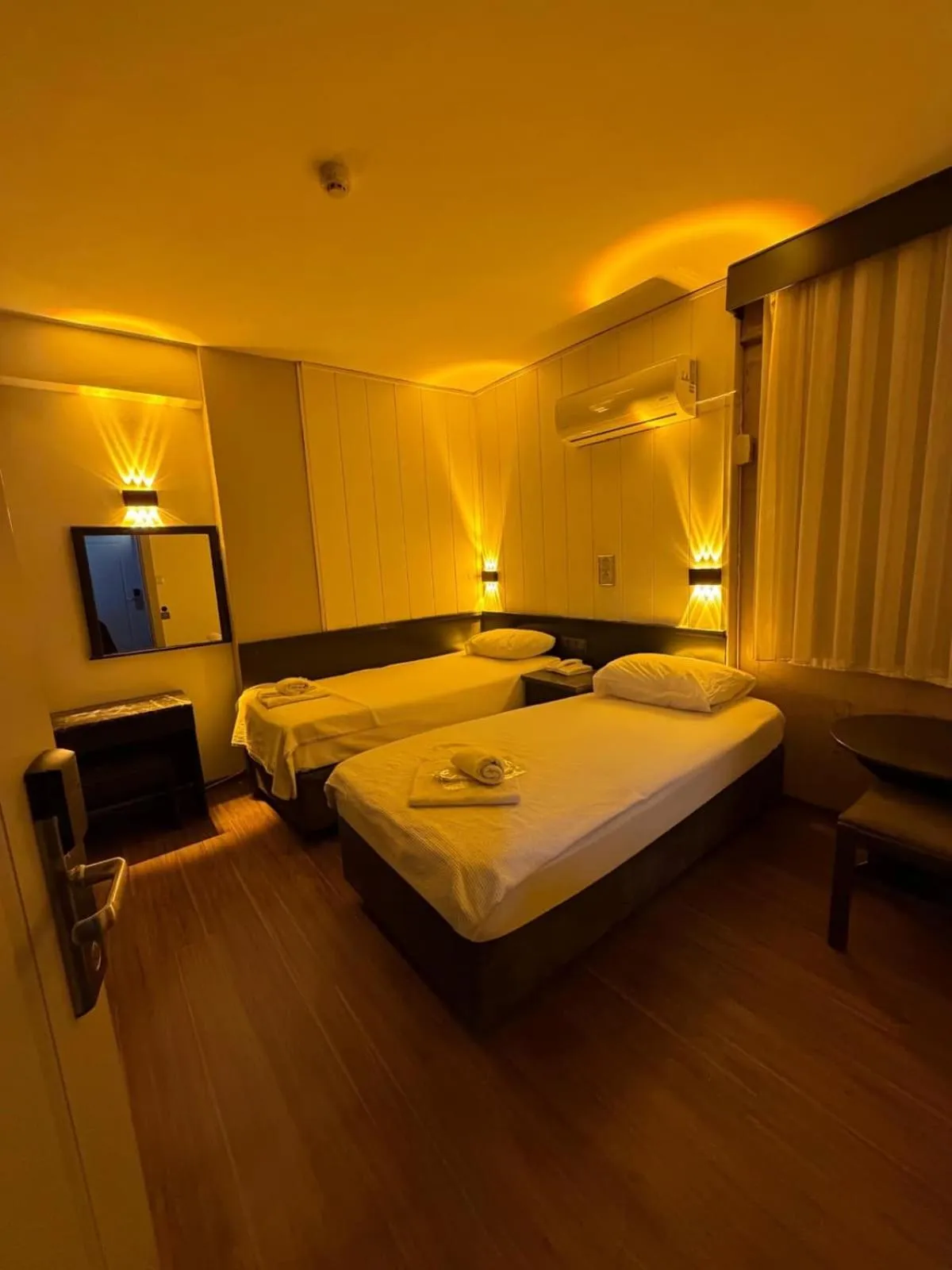 Photo of the whole room, Bed in Hotel Güleryüz 2