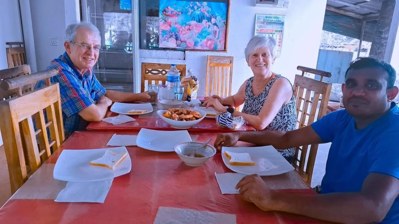 Dining area in Trinco Star Cabana