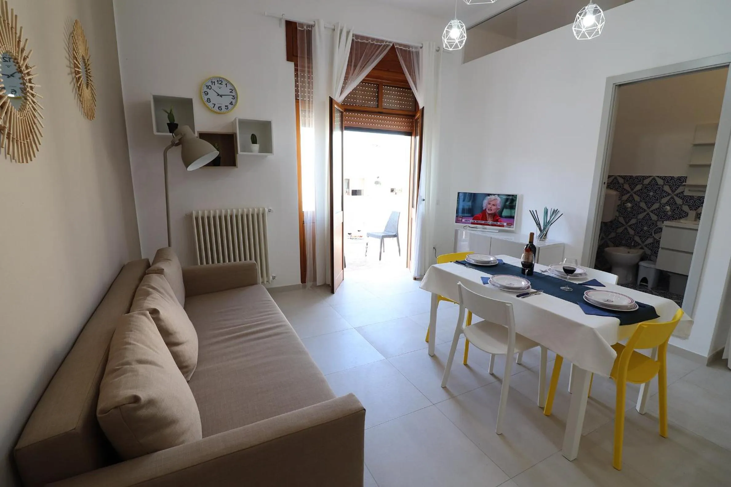Dining Area in Holiday House Nike Otranto 4 guests
