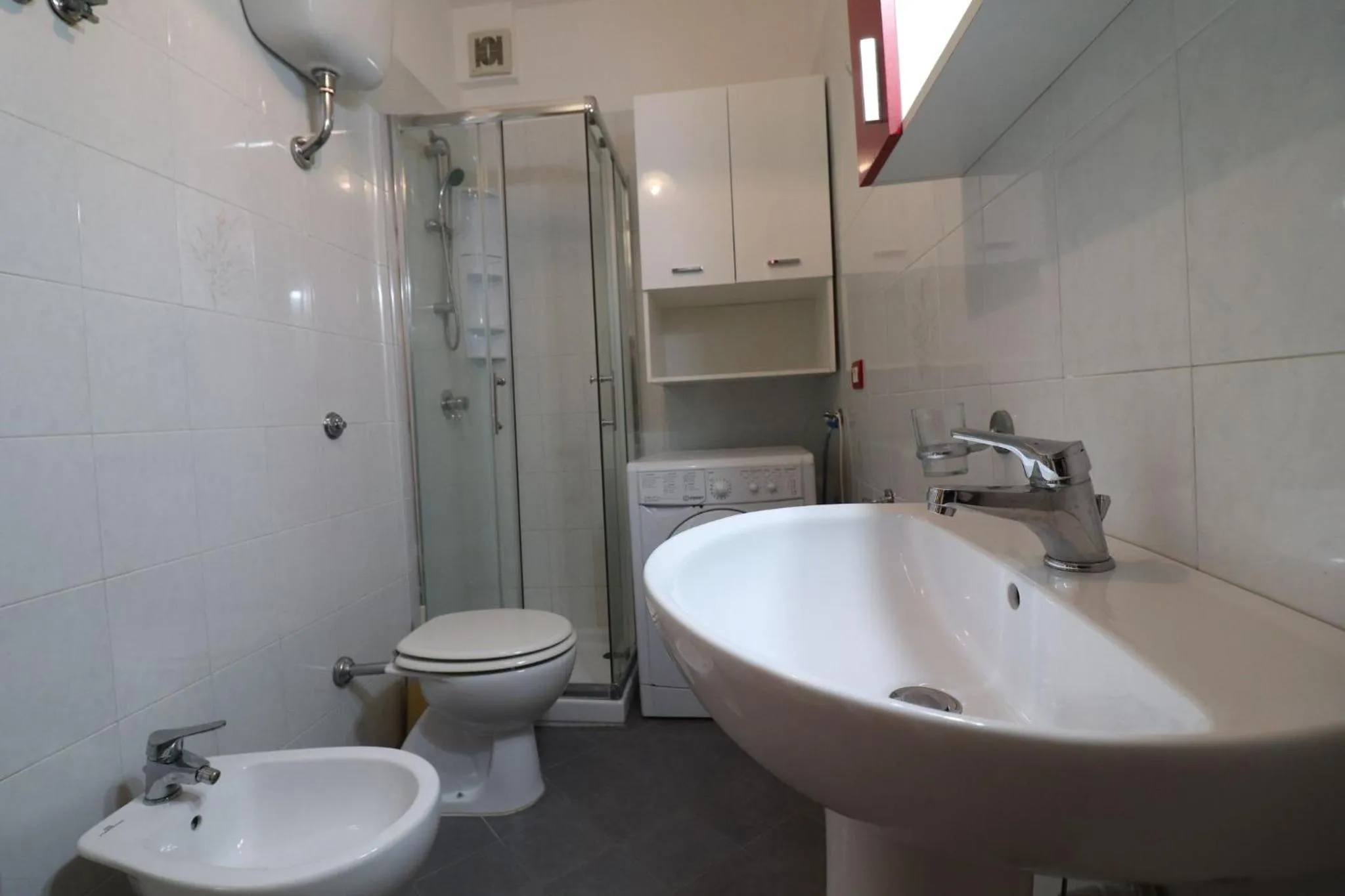 Toilet in Casa Virginia Elegant One-Bedroom Apartment Near the Beach