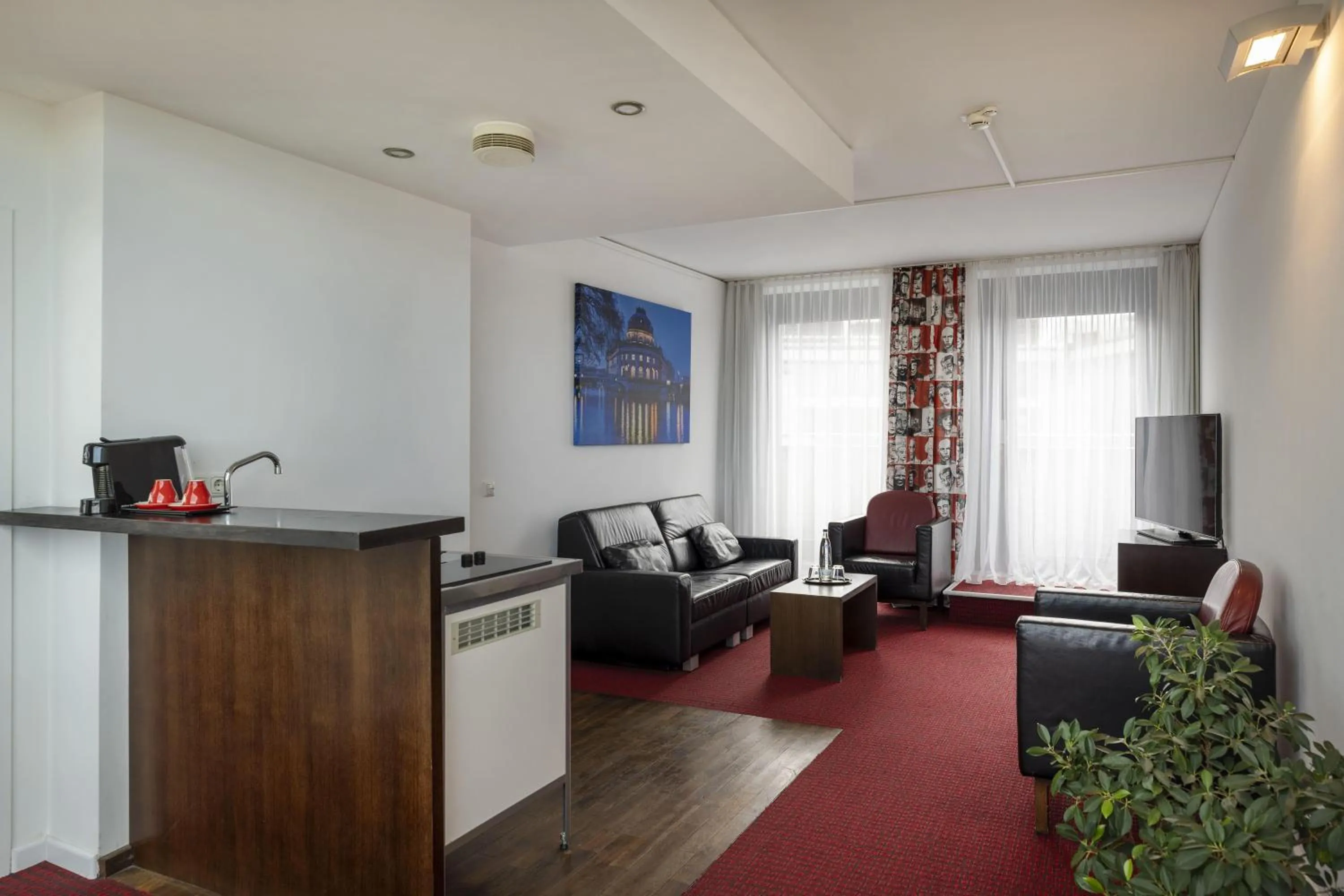 TV and multimedia in ARCOTEL Velvet Berlin