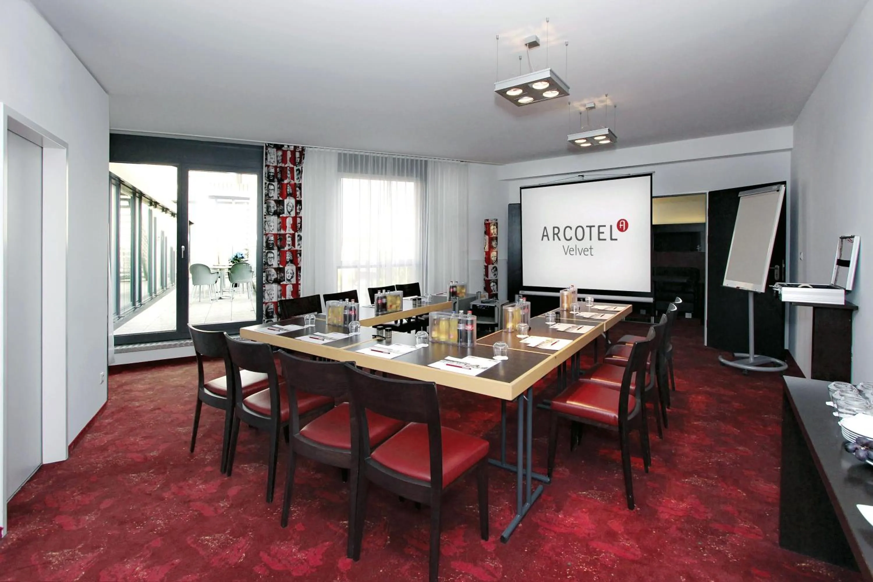 TV and multimedia in ARCOTEL Velvet Berlin