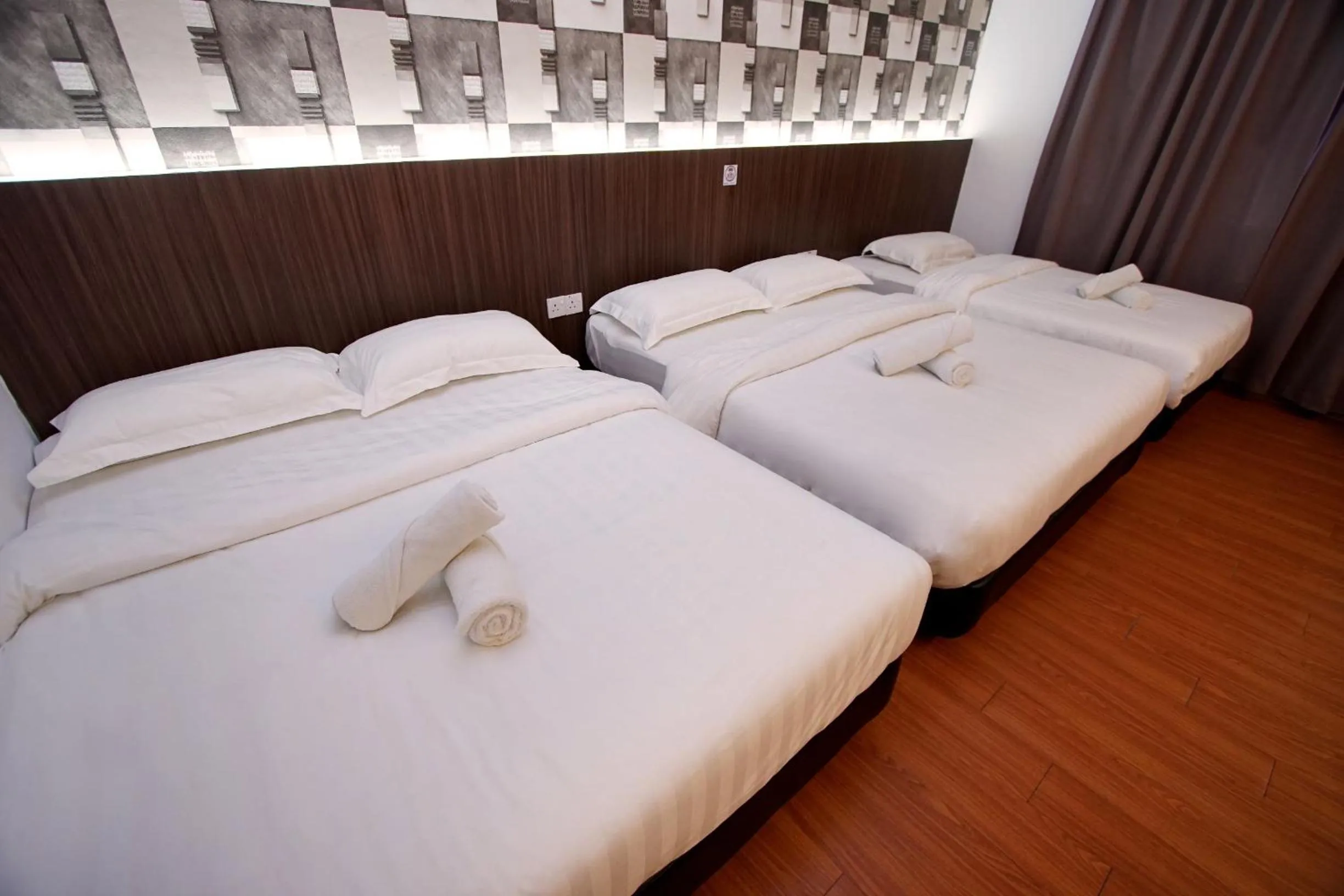 Bedroom in Pavilion Inn