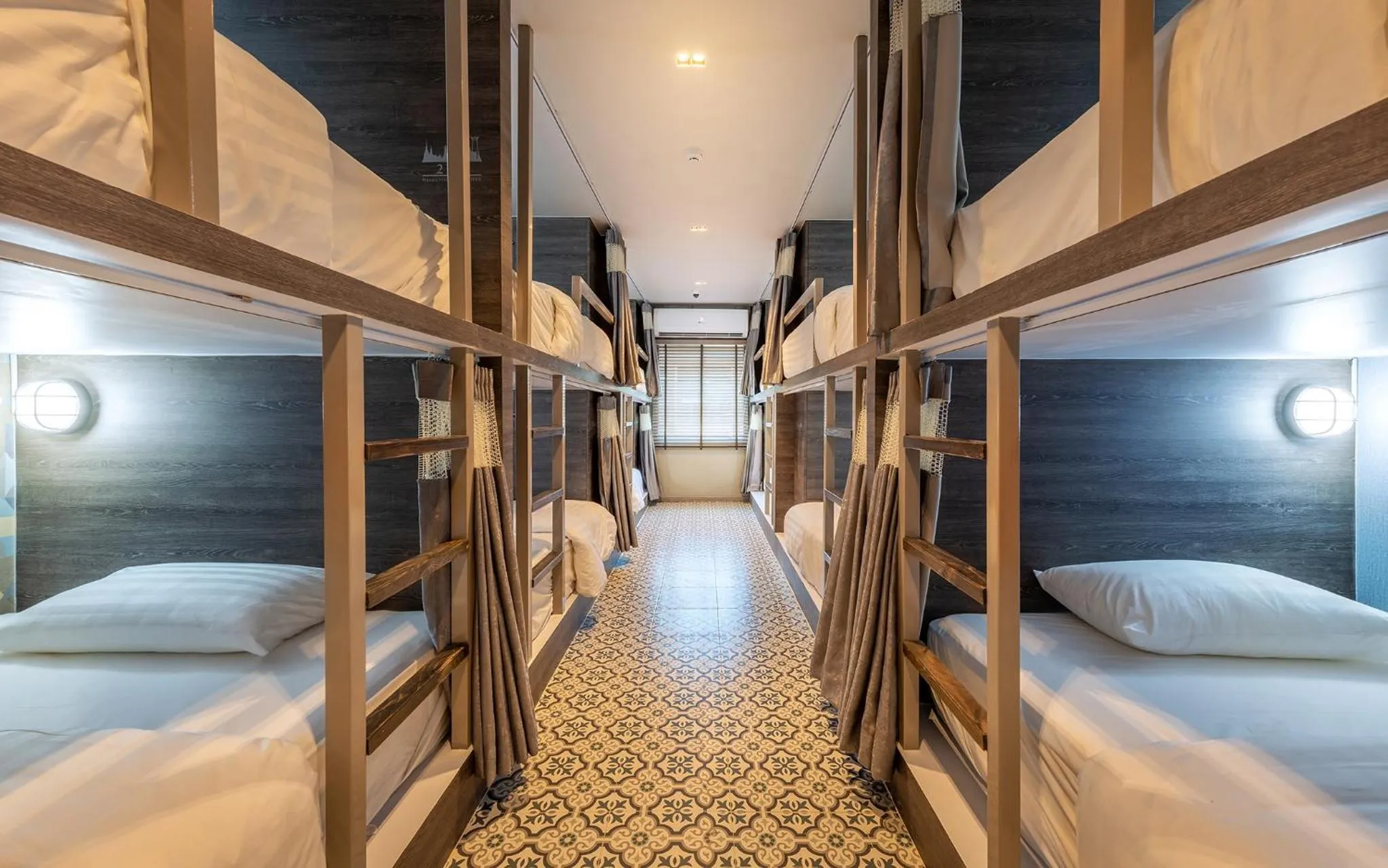 Staff, Bed in Happy Station Bangkok