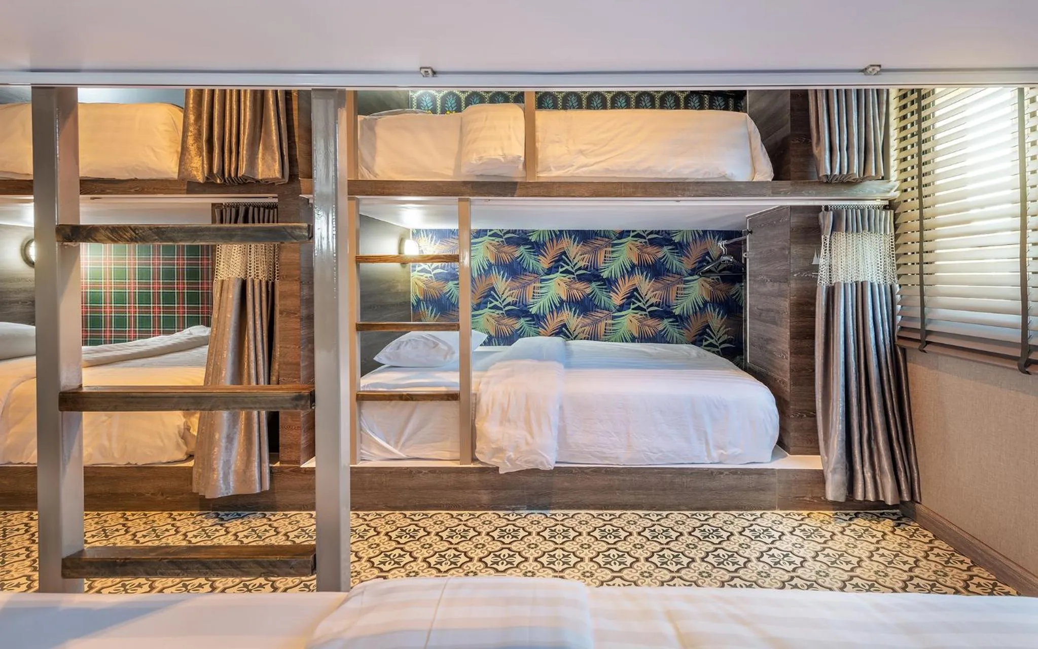 Staff, Bed in Happy Station Bangkok