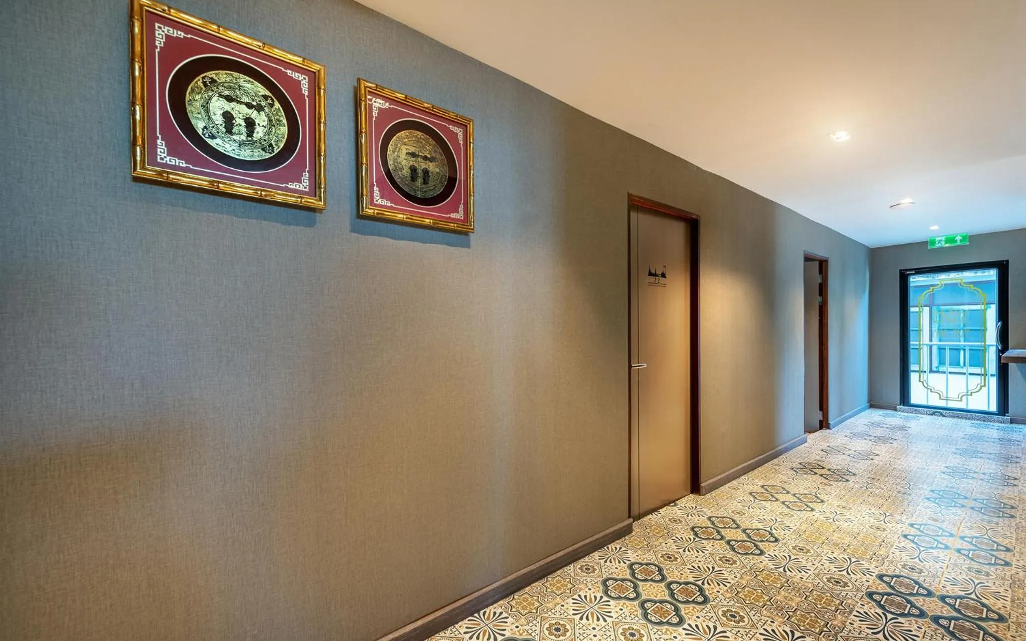 Spring in Happy Station Bangkok