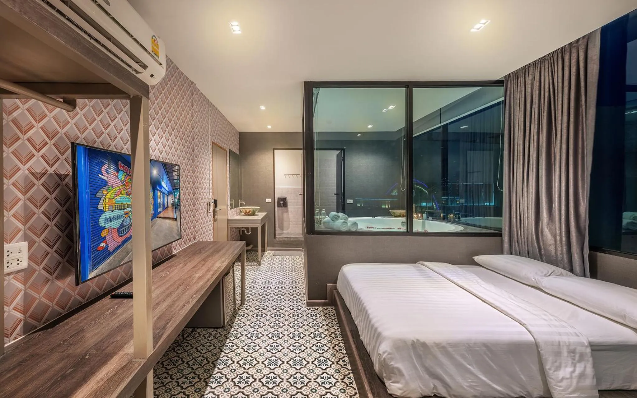 Bedroom, Bed in Happy Station Bangkok