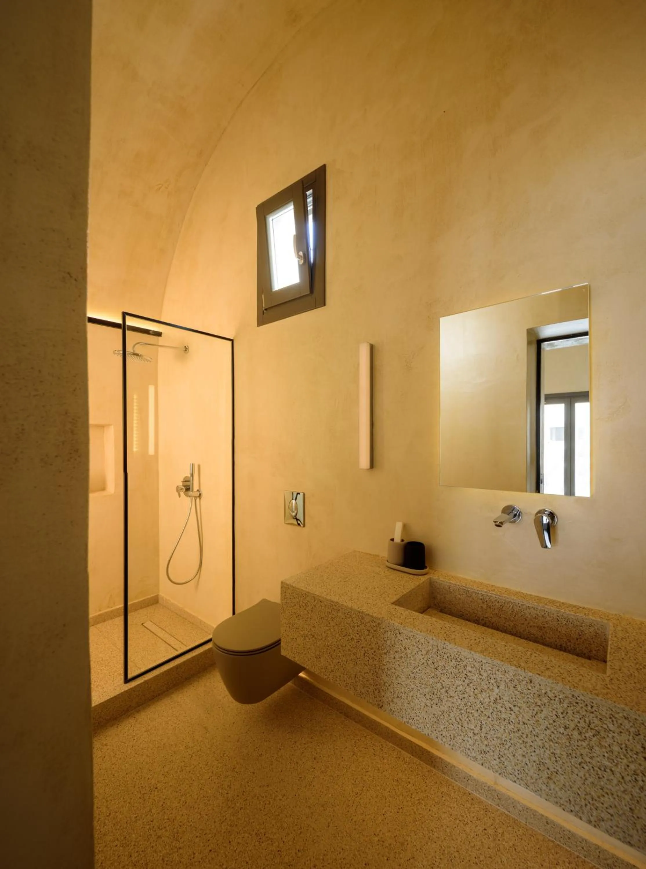 Alleys All-Suite Hotel & Spa