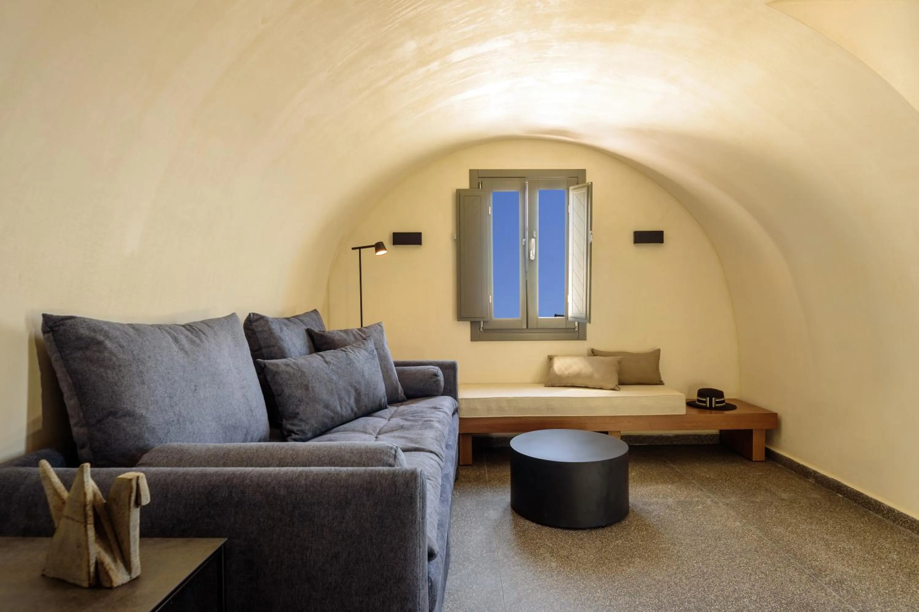 Alleys All-Suite Hotel & Spa