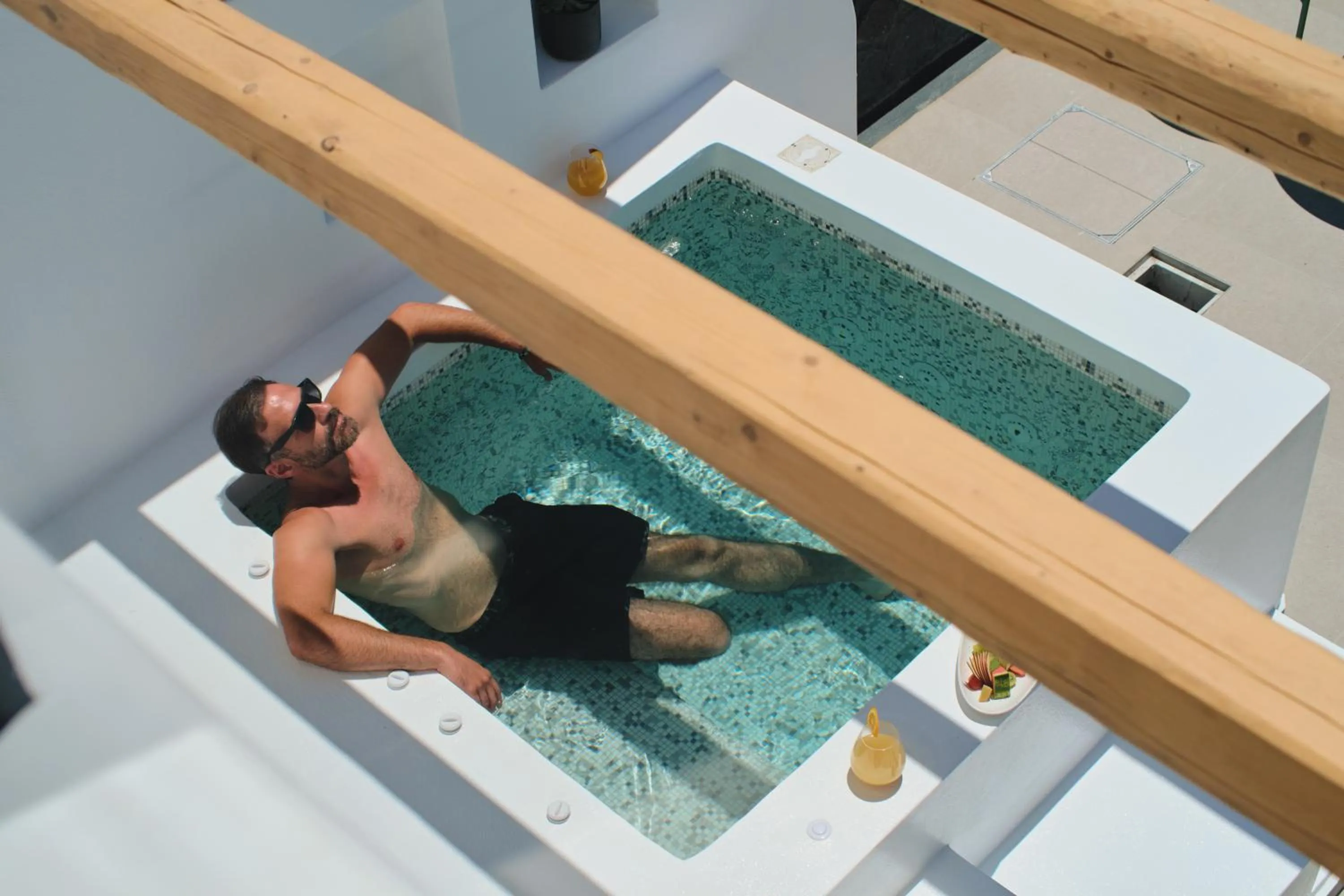 Swimming pool in Alleys All-Suite Hotel & Spa