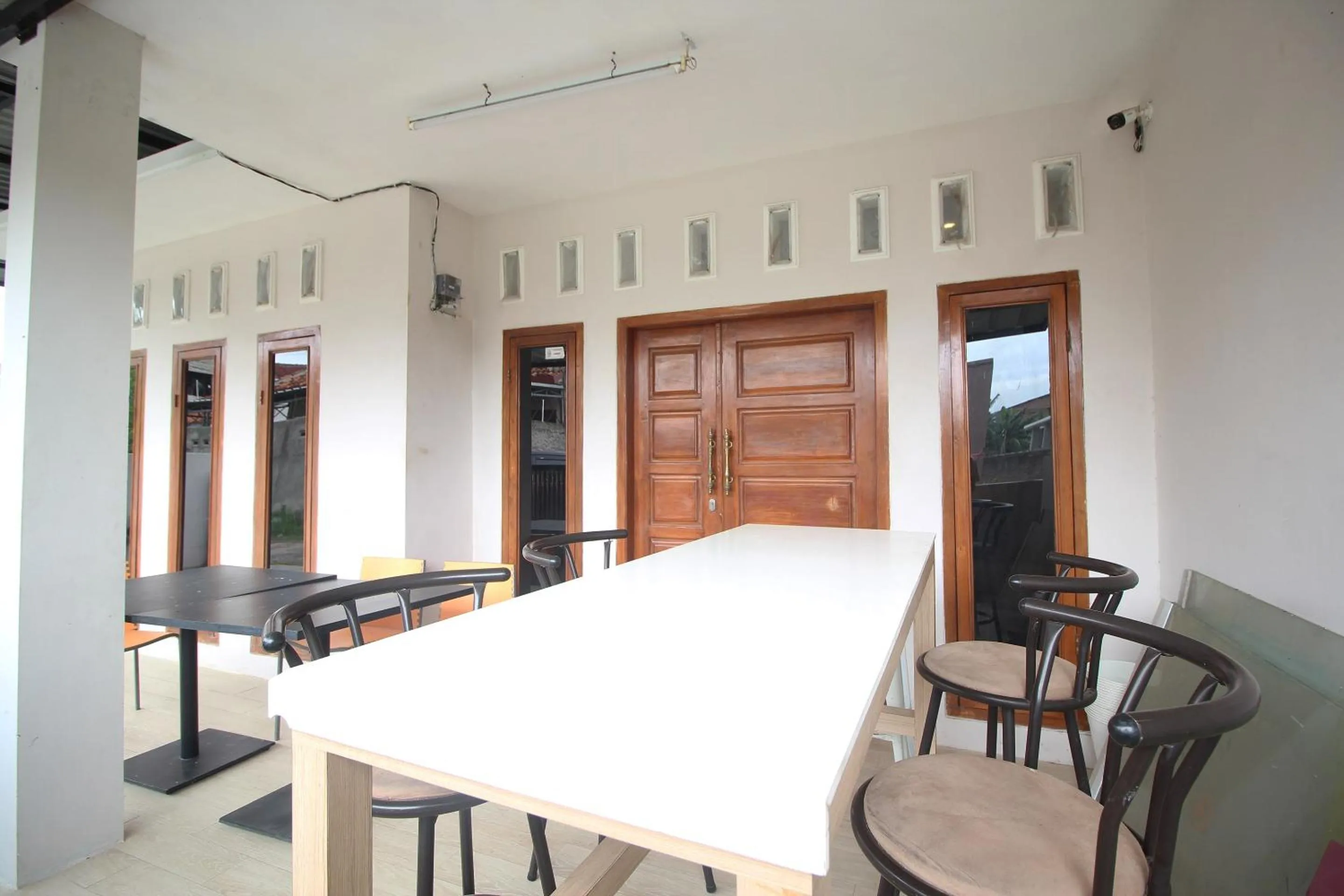 Lobby or reception in OYO Life 2273 Pratama Homestay