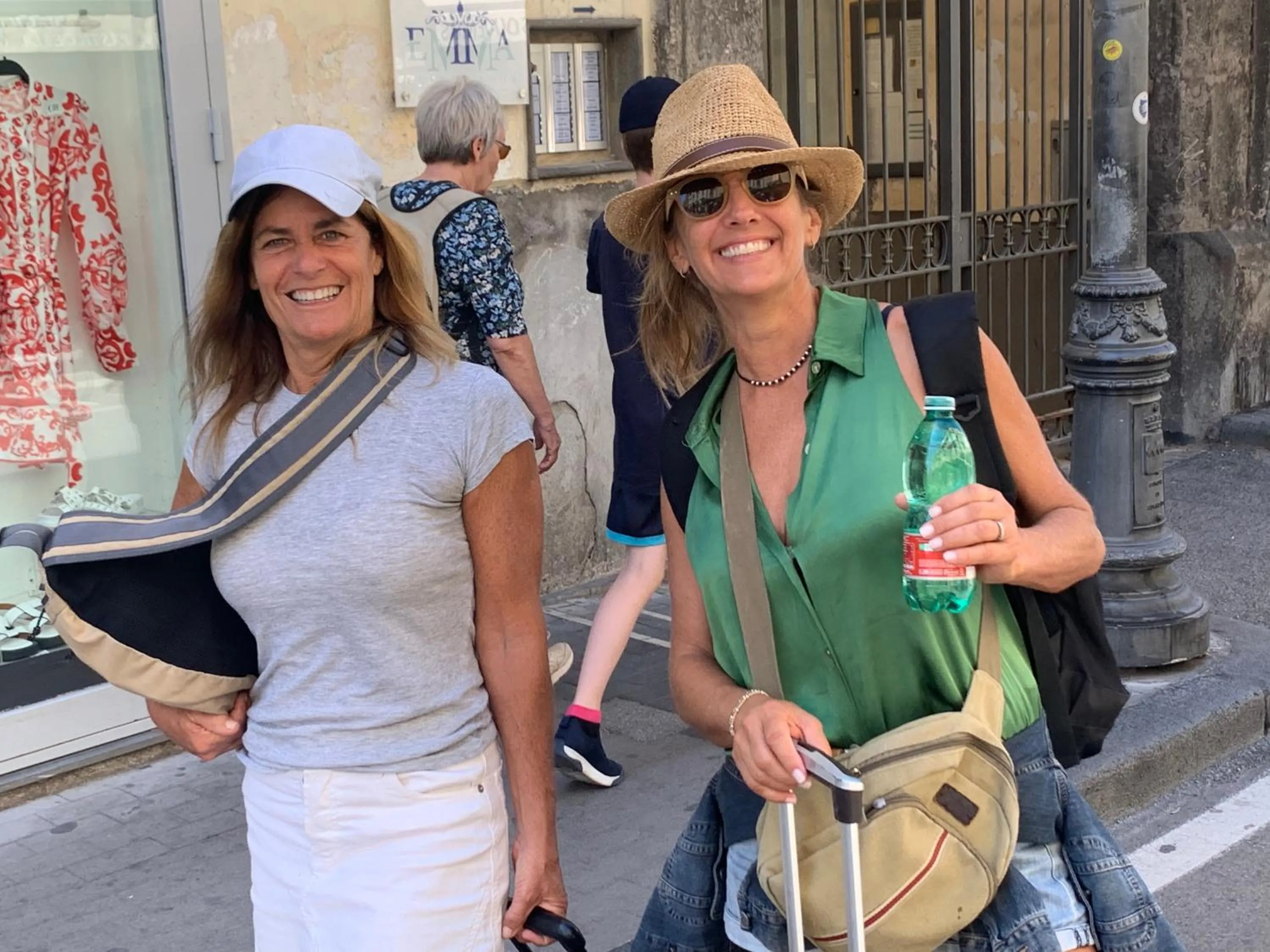 People in la dimora di Cornelia