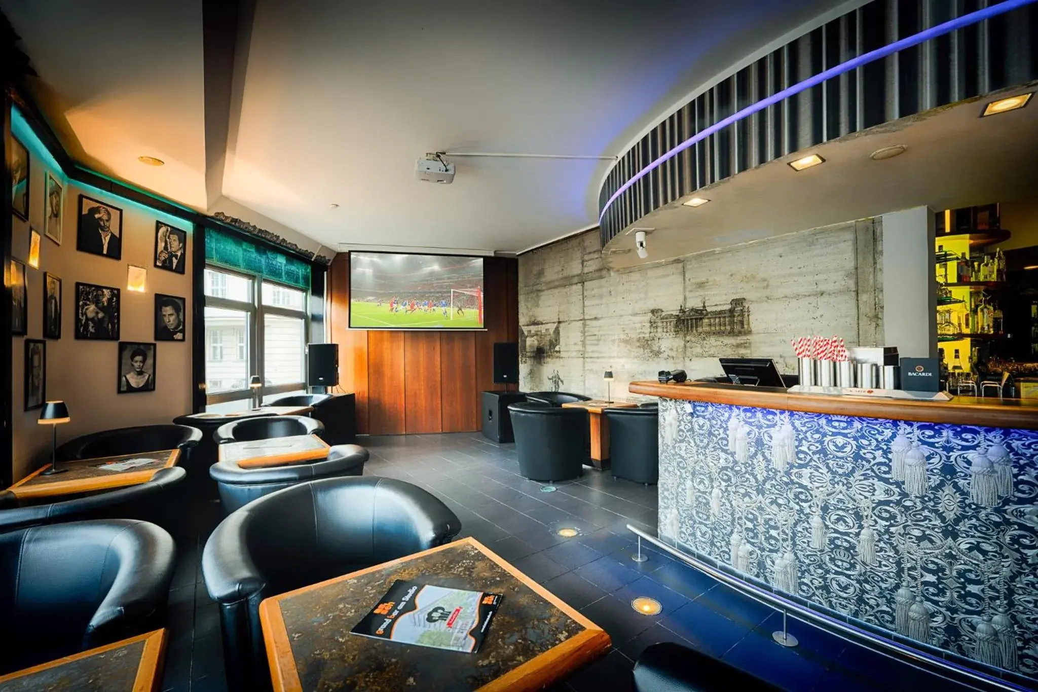 Restaurant/places to eat in Enjoy Hotel am Studio Restaurant/places to eat in Enjoy Hotel am Studio