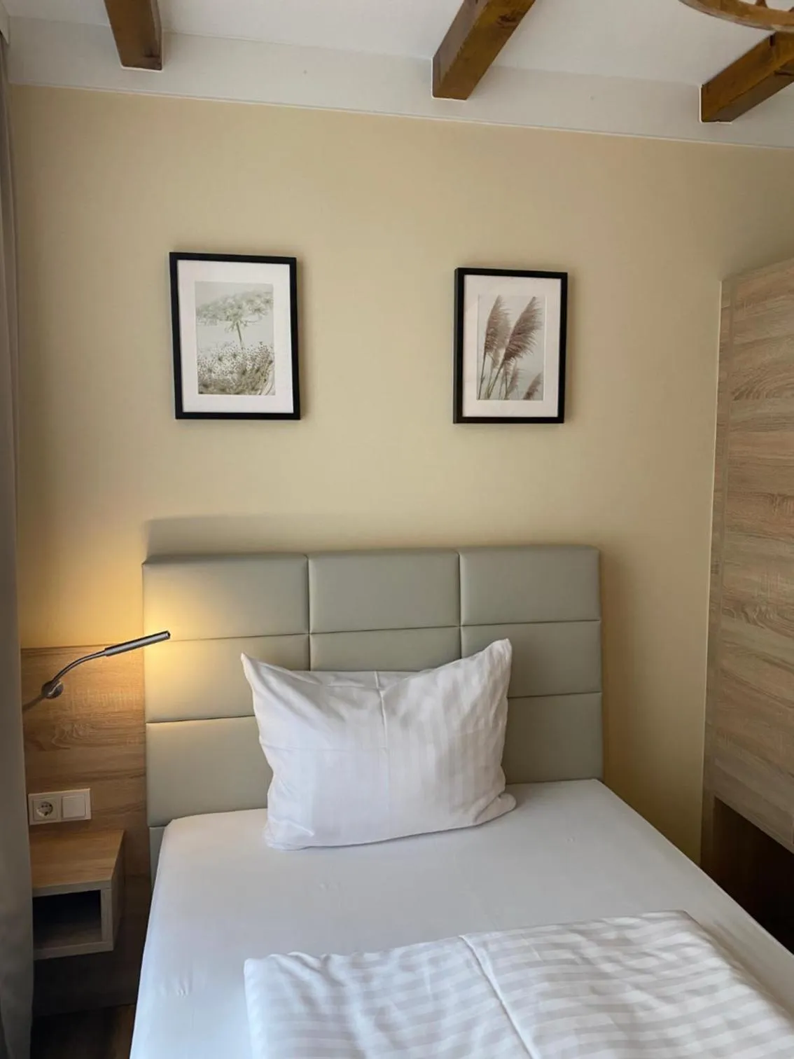 Bed in Hotel Sankt Georg