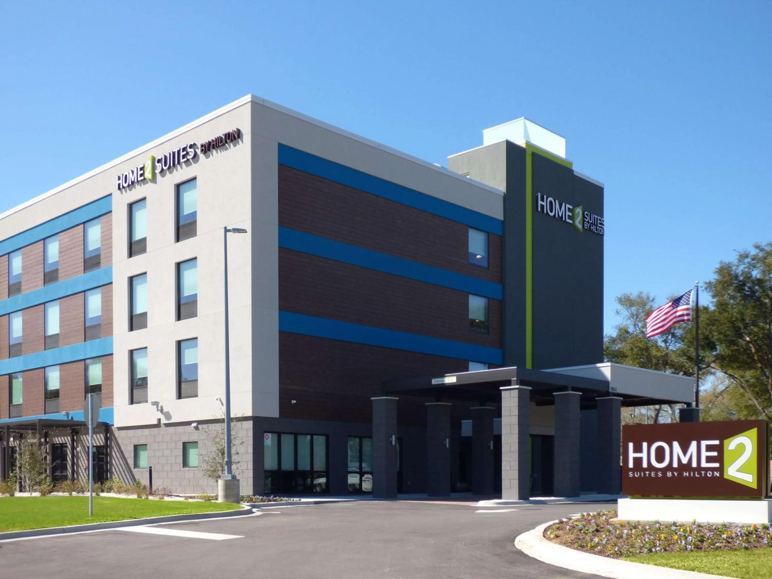 Property building in Home2 Suites By Hilton Pensacola I-10 Pine Forest