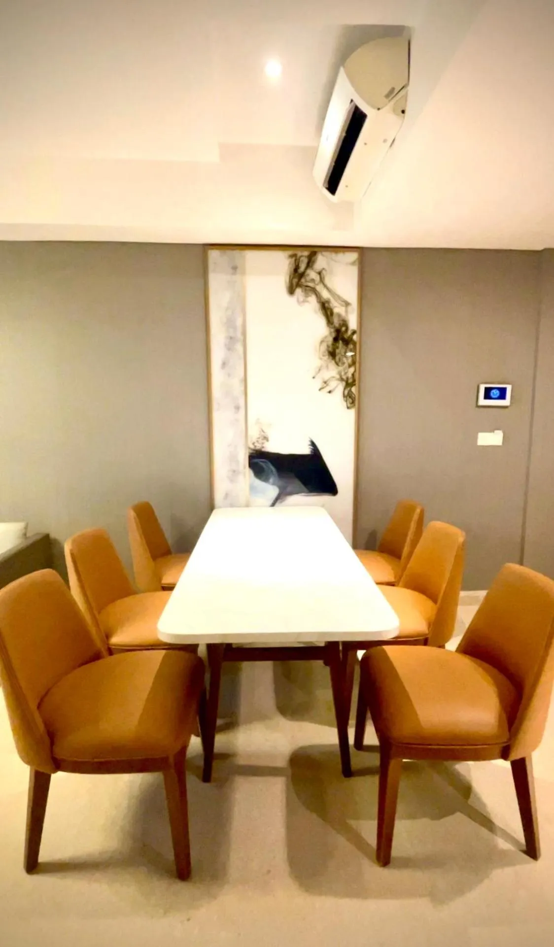 Dining area in Oakwood Apartments PIK Jakarta