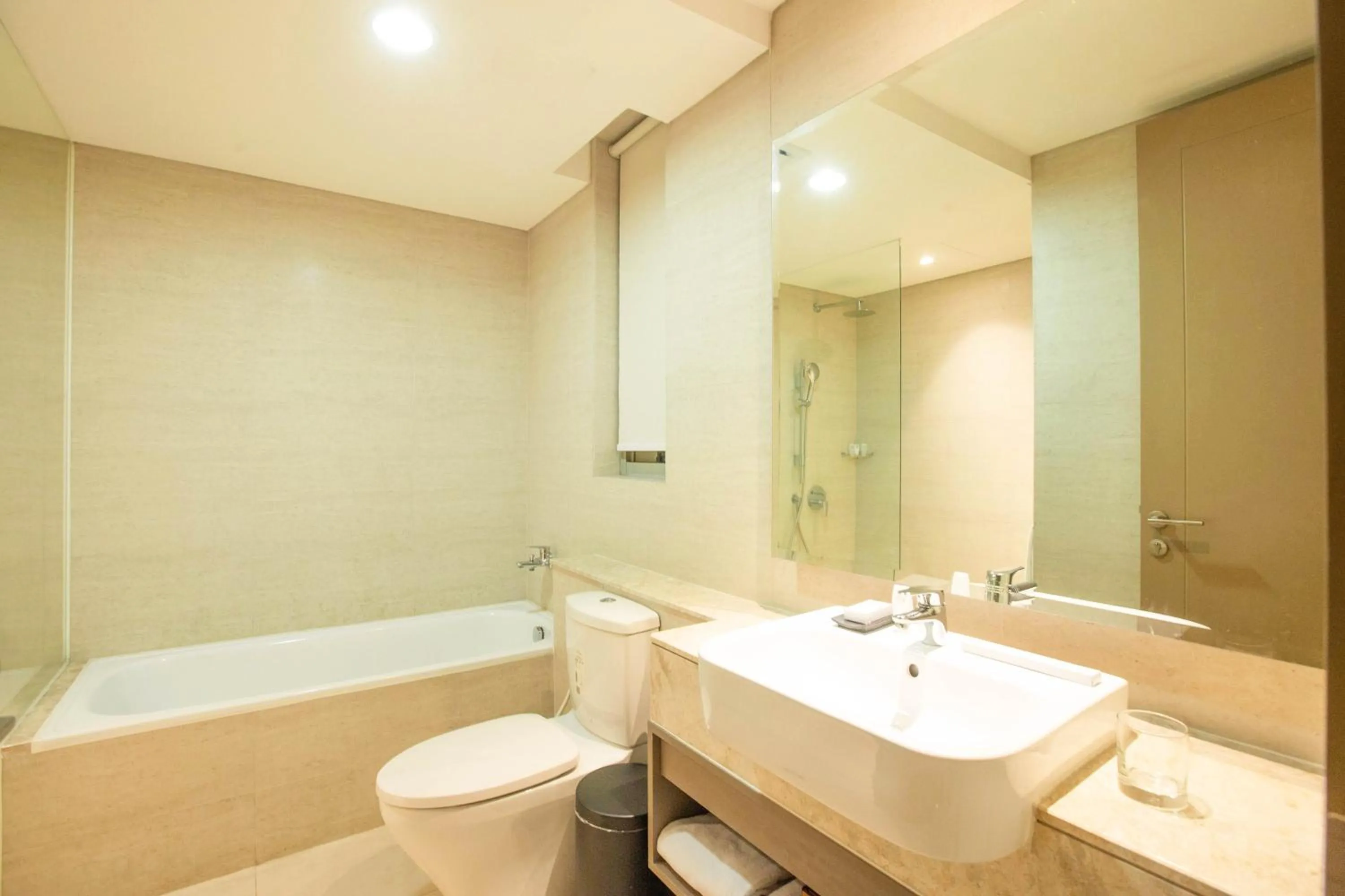 Shower in Oakwood Apartments PIK Jakarta