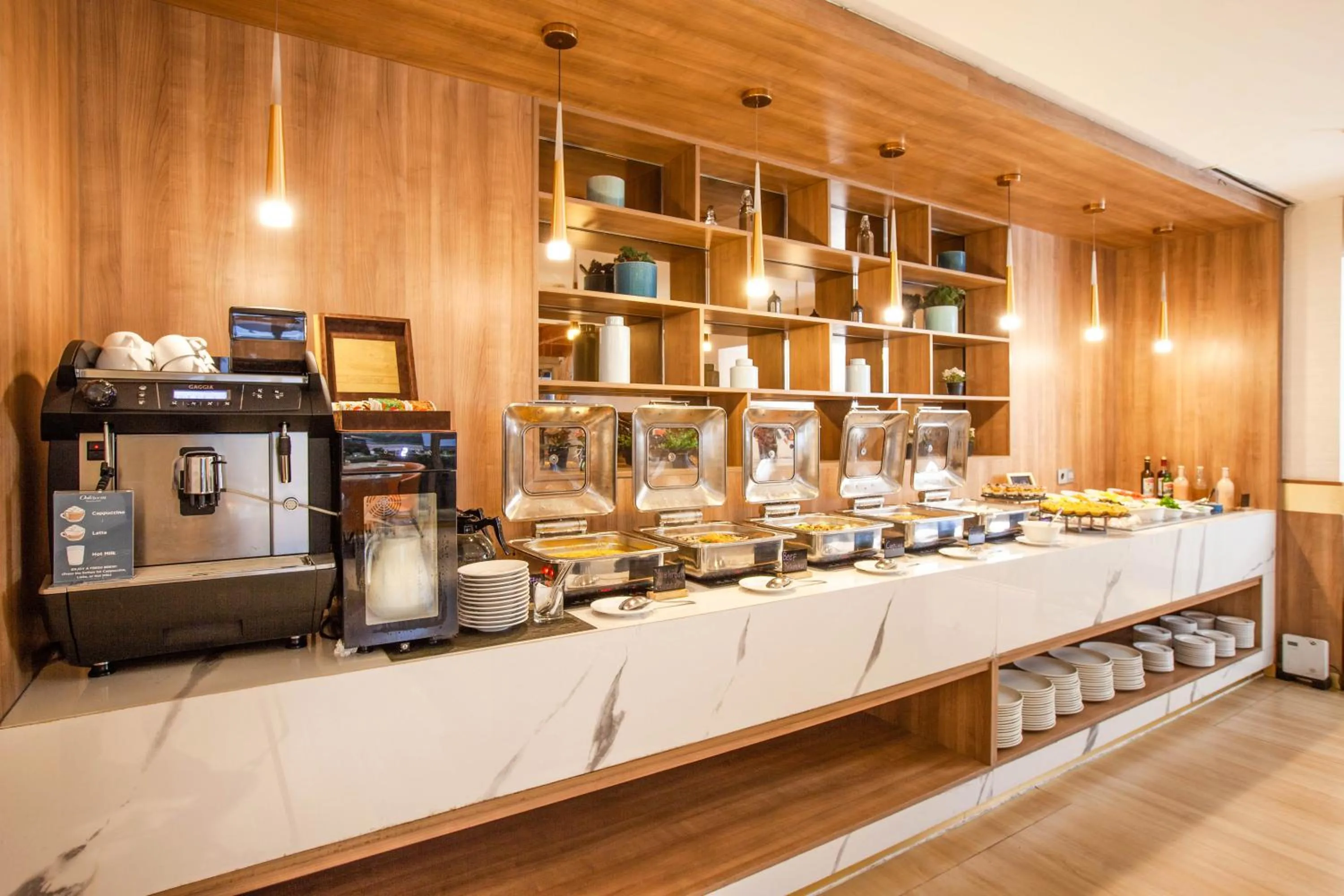 Restaurant/places to eat in Oakwood Apartments PIK Jakarta