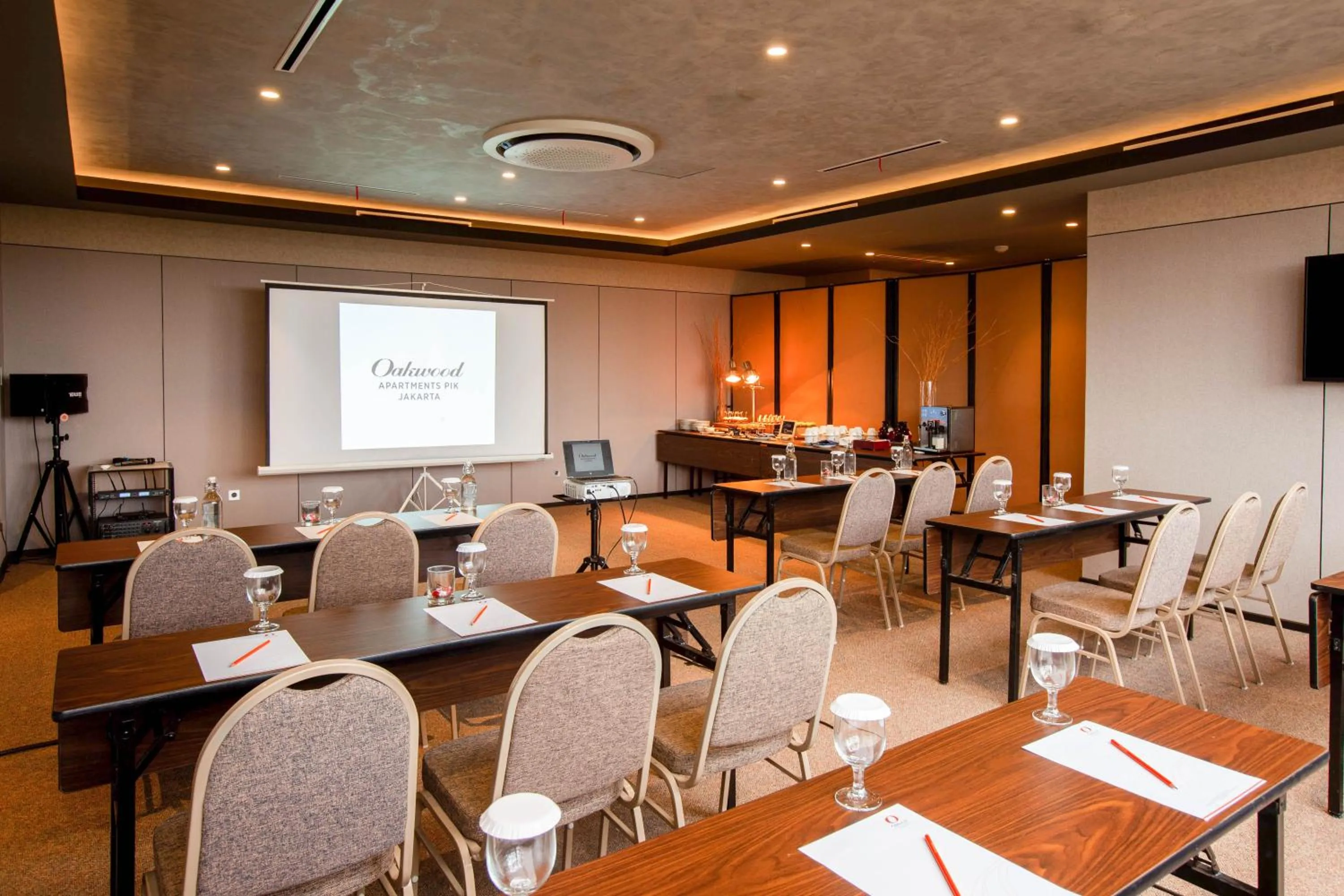 Meeting/conference room in Oakwood Apartments PIK Jakarta