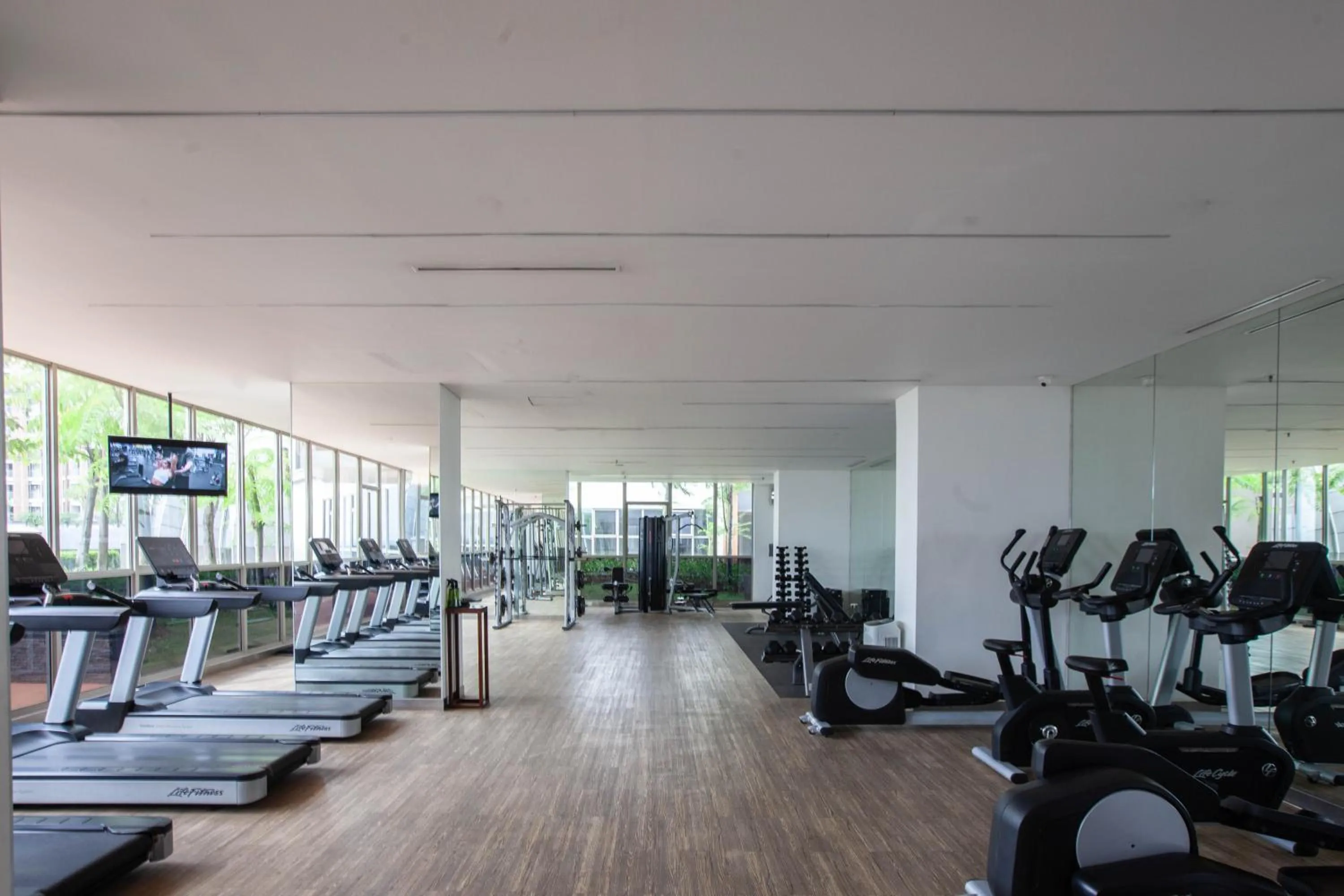 Fitness centre/facilities in Oakwood Apartments PIK Jakarta
