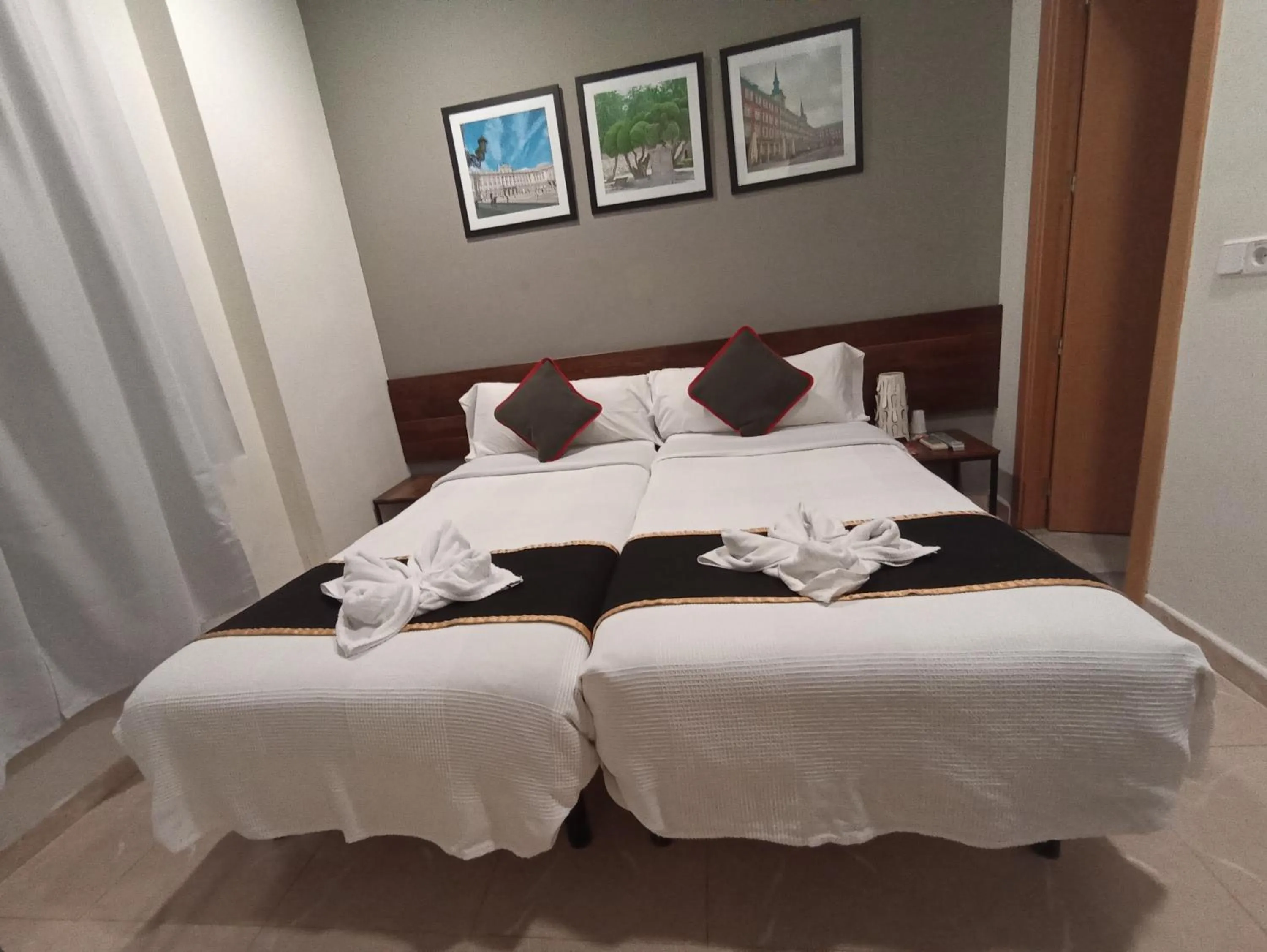 Bedroom, Bed in CH Murallas II