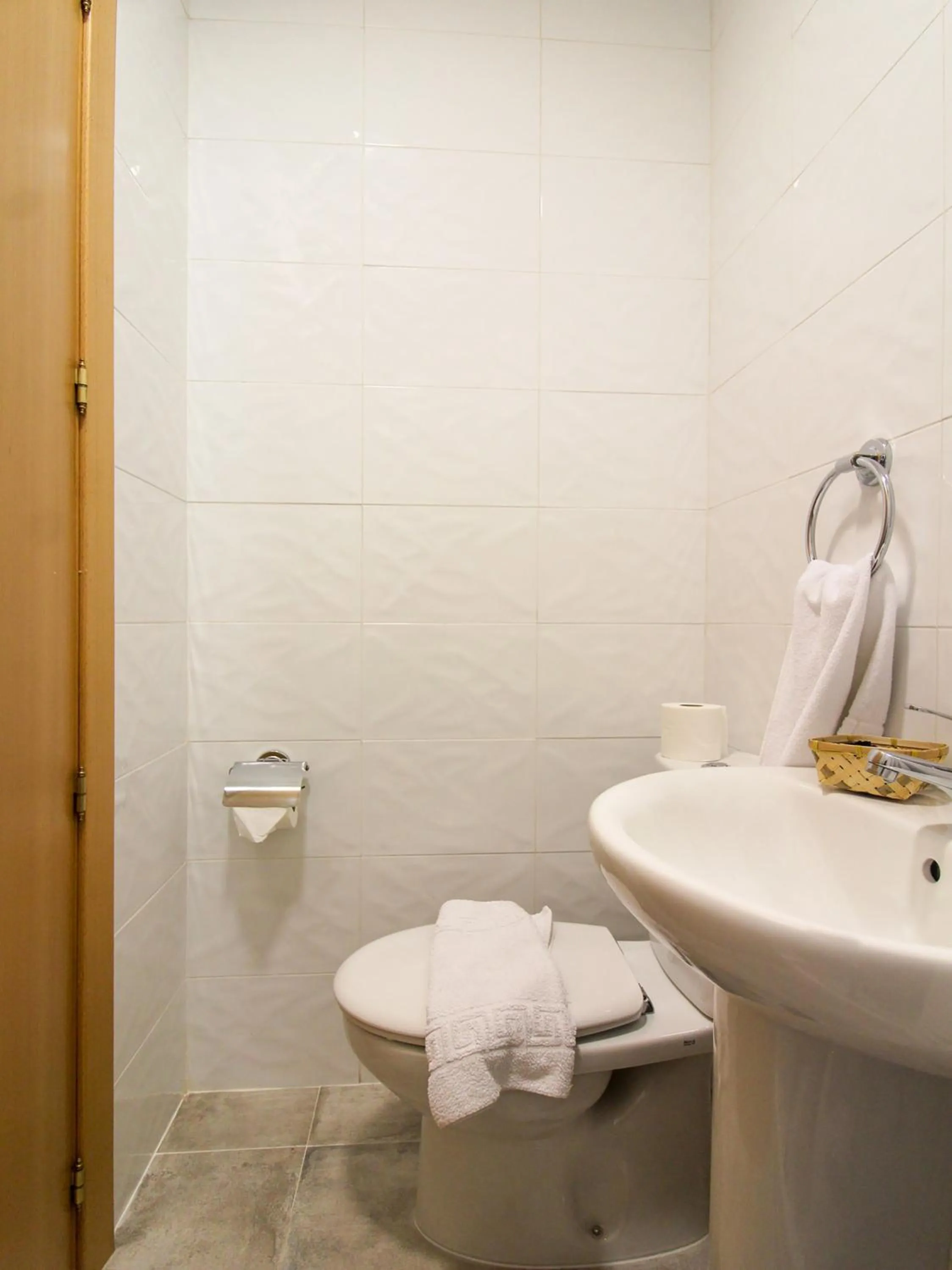 Bathroom in CH Murallas II