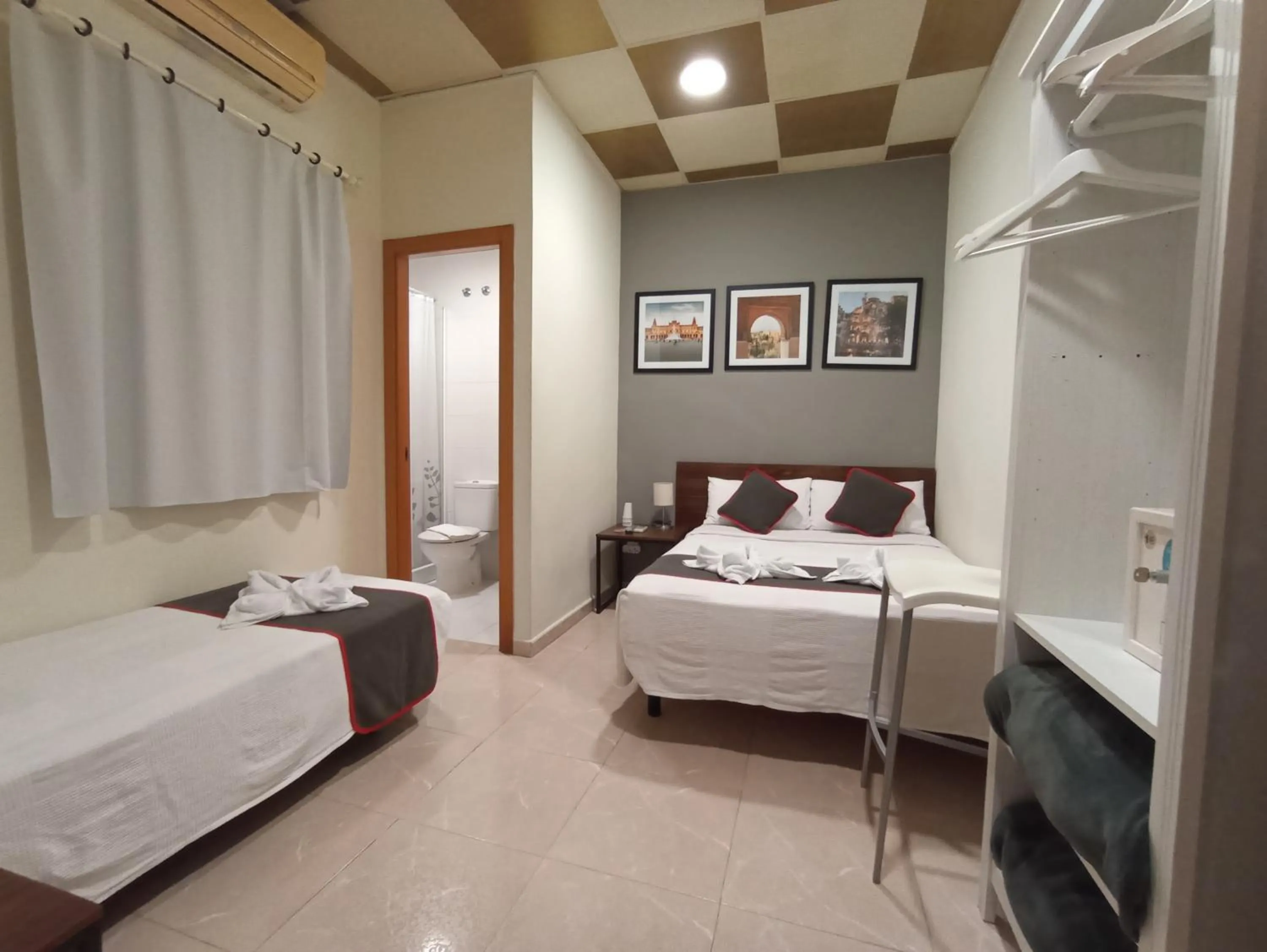 Bedroom, Bed in CH Murallas II