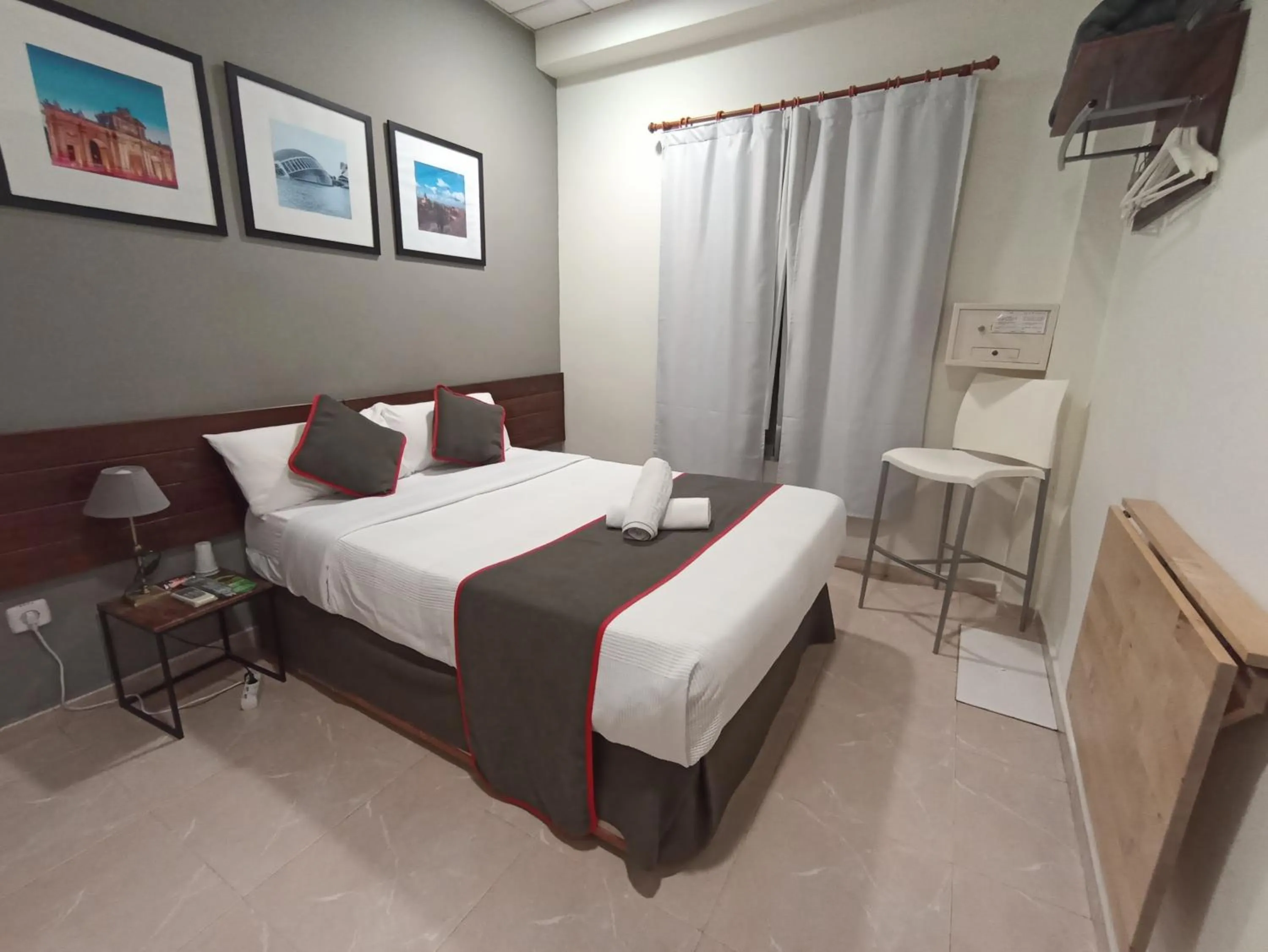 Photo of the whole room, Bed in CH Murallas II