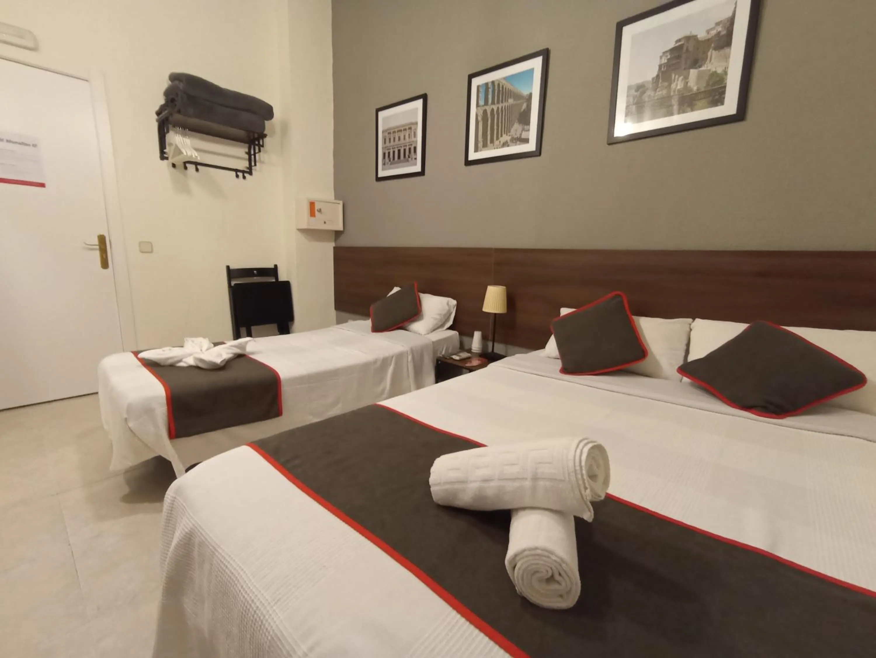 Bedroom, Bed in CH Murallas II