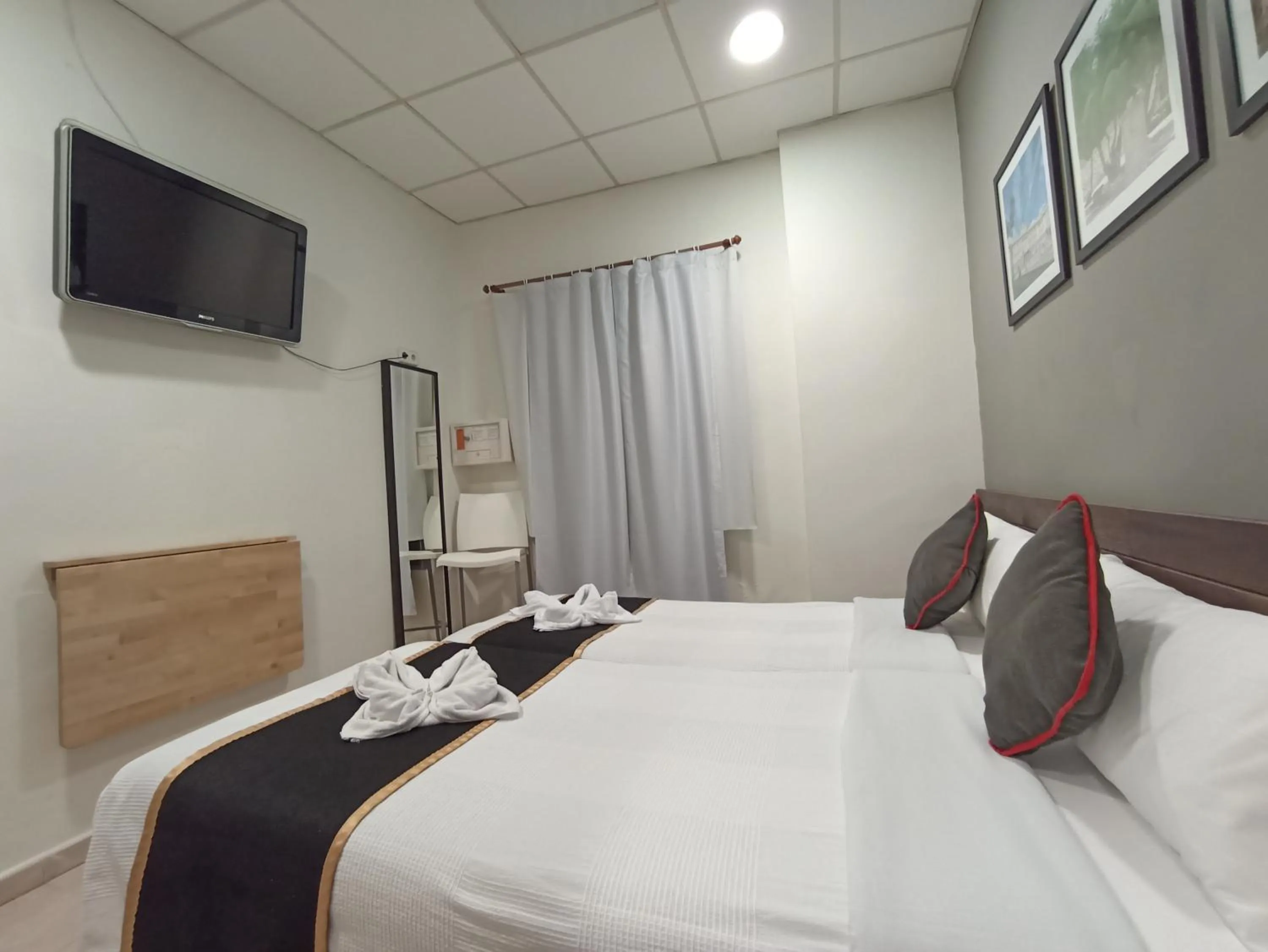 TV and multimedia, Bed in CH Murallas II