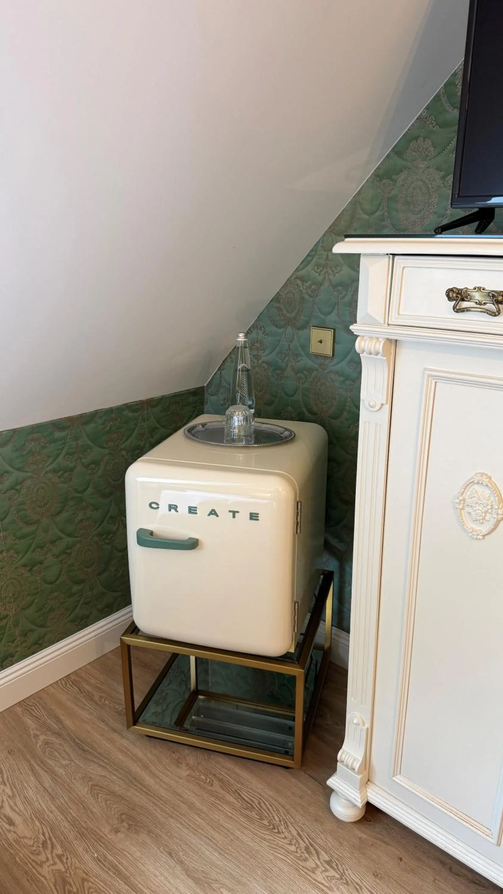 minibar in Hôtel du Train