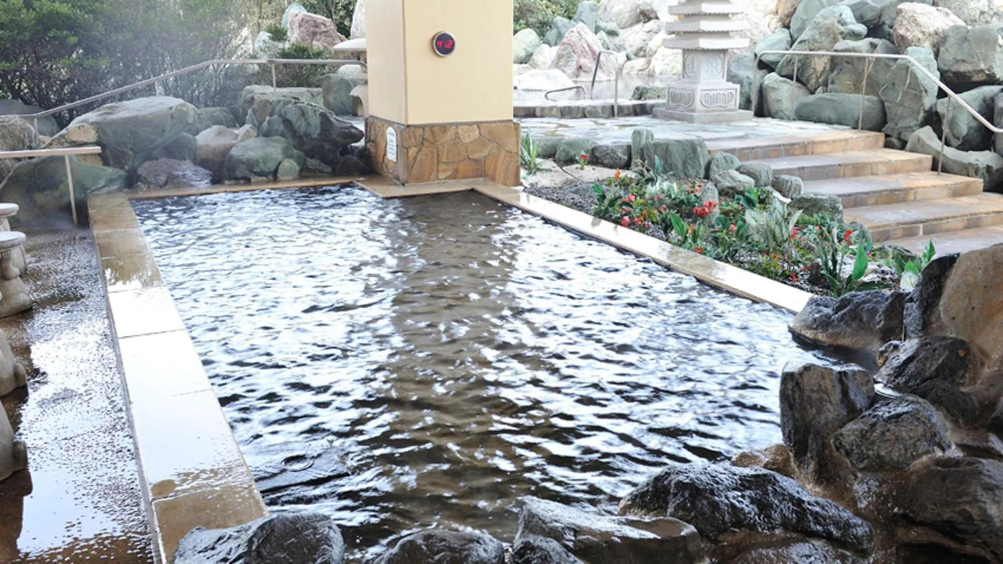 Hot Spring Bath in Ryugujo Spa Hotel Mikazuki Fujimitei