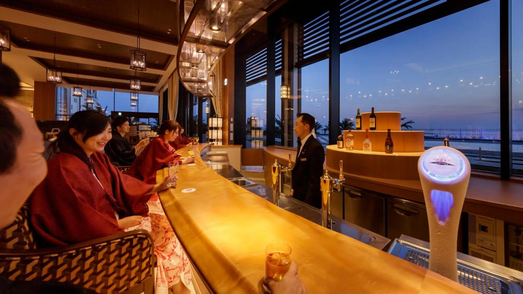 Lounge or bar in Ryugujo Spa Hotel Mikazuki Fujimitei