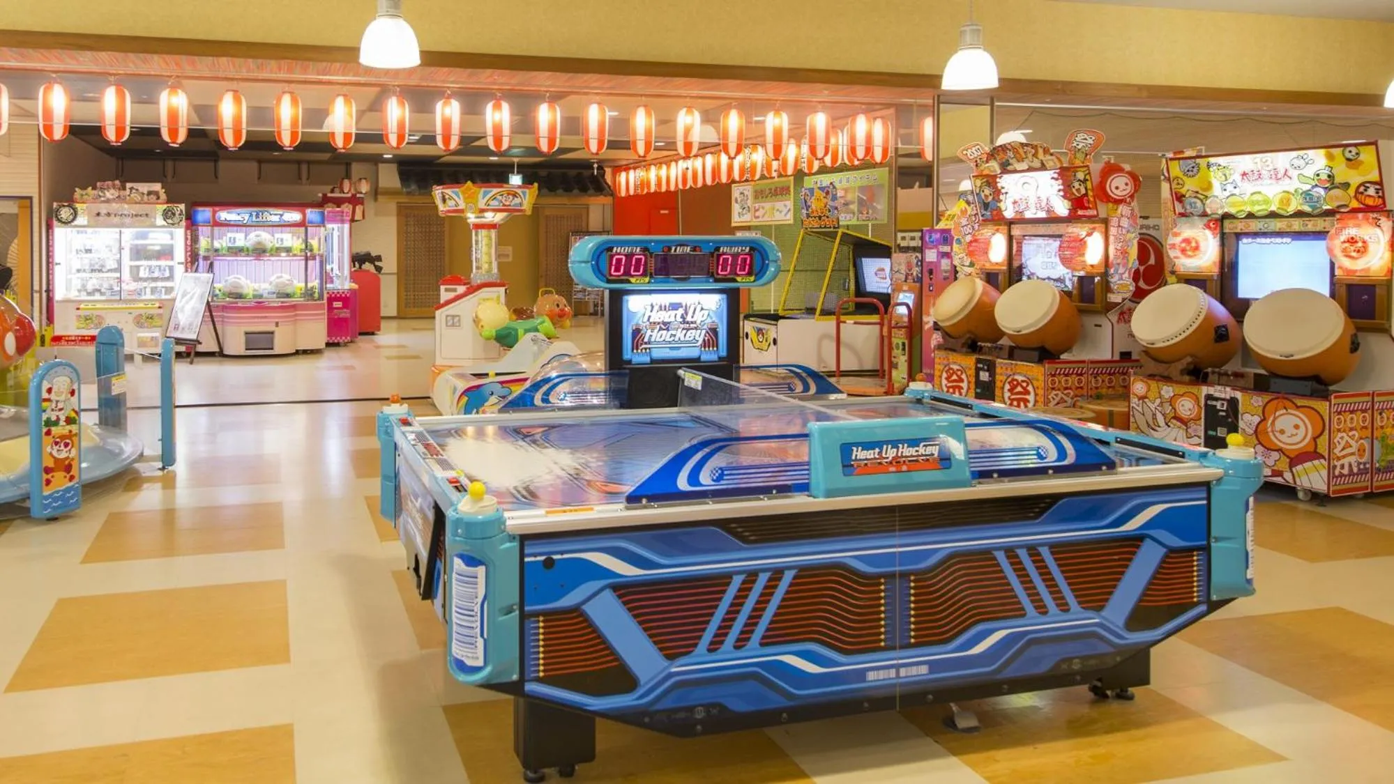 Game Room in Ryugujo Spa Hotel Mikazuki Fujimitei