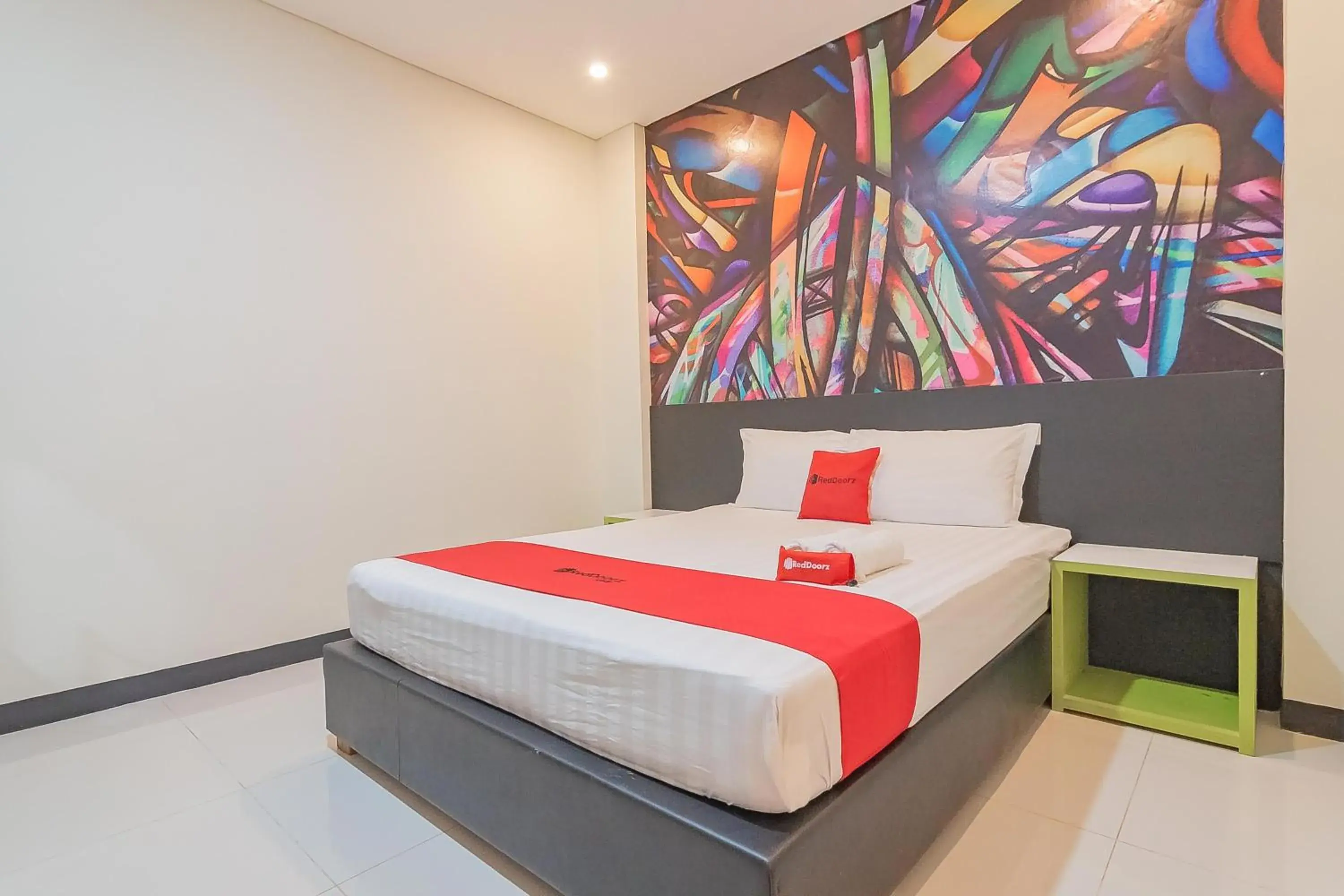 Bedroom, Bed in RedDoorz at Rajawali KM 5 Palangkaraya Bedroom, Bed in RedDoorz at Rajawali KM 5 Palangkaraya