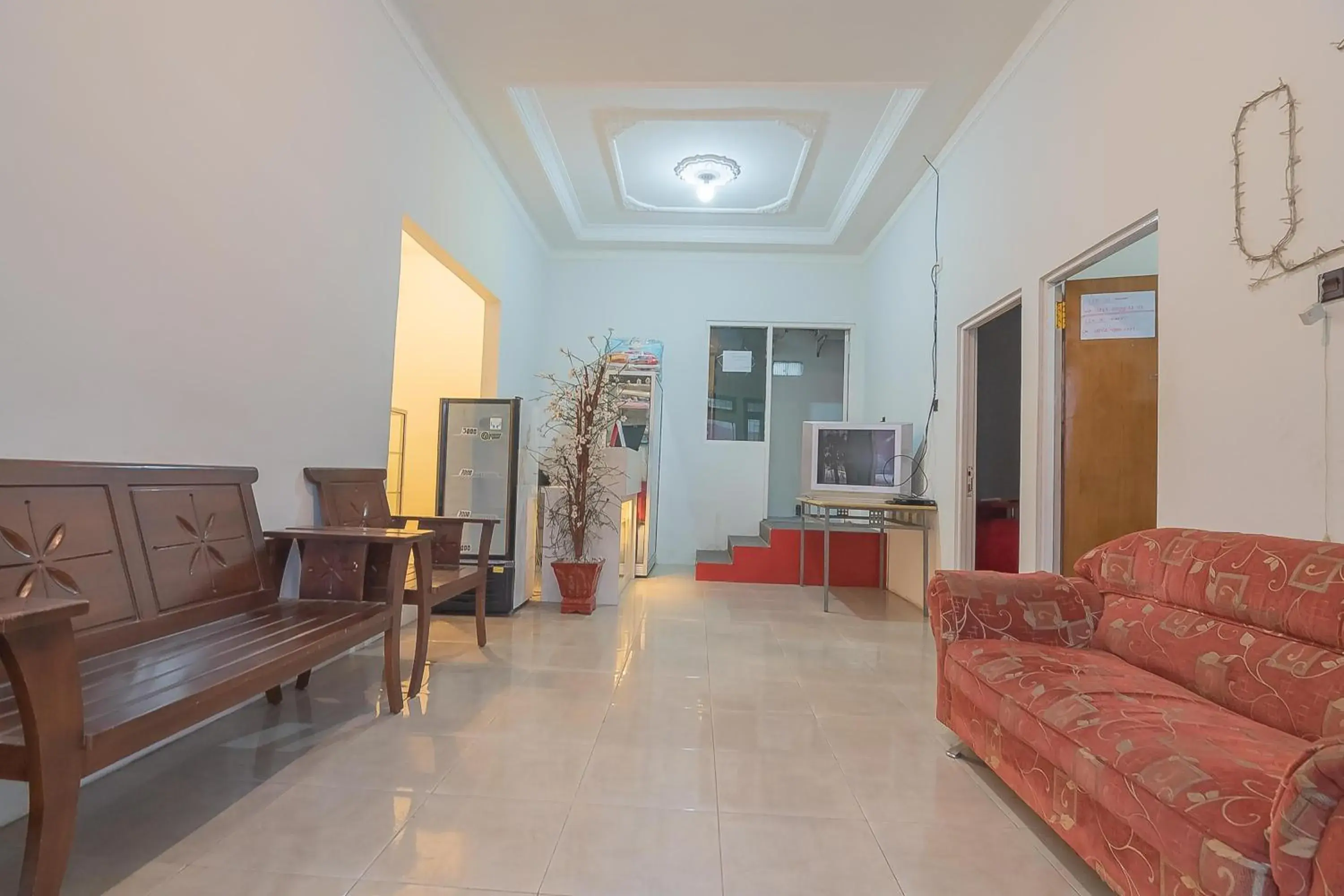 Lobby or reception in RedDoorz at Rajawali KM 5 Palangkaraya Lobby or reception in RedDoorz at Rajawali KM 5 Palangkaraya