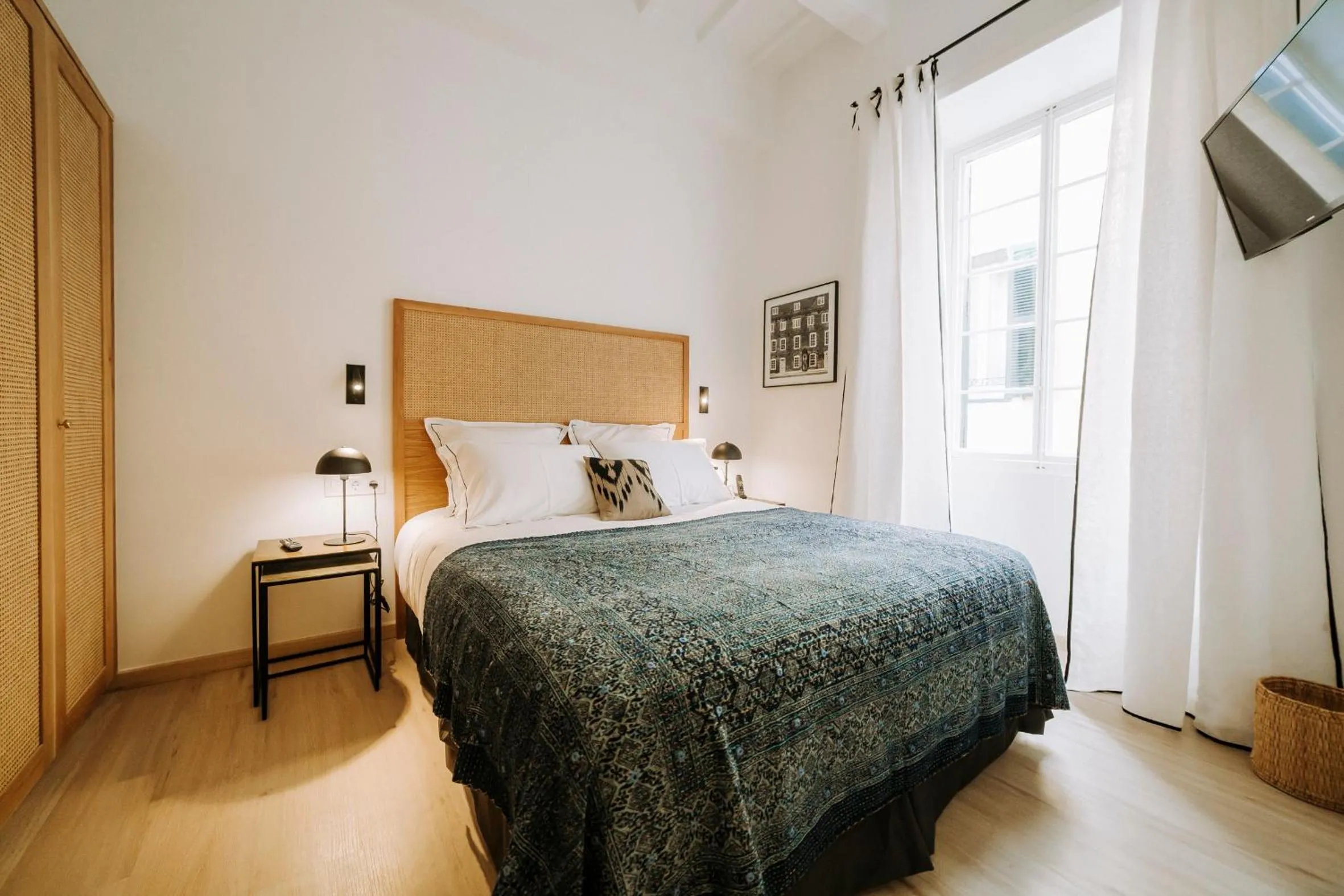 Decorative detail, Bed in Hotel Artemisia