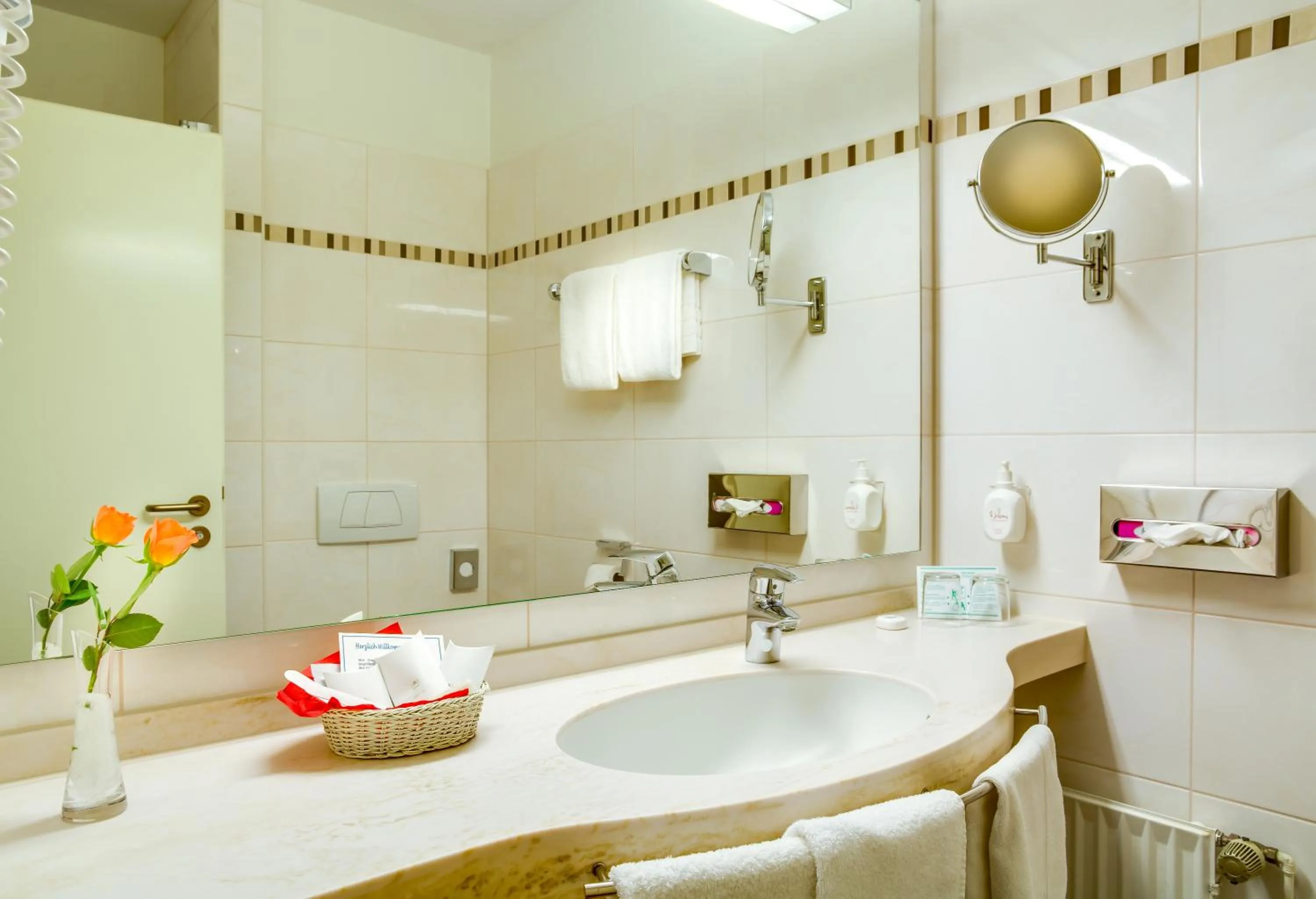 Double or Twin Room in Hotel Panorama Hamburg-Harburg