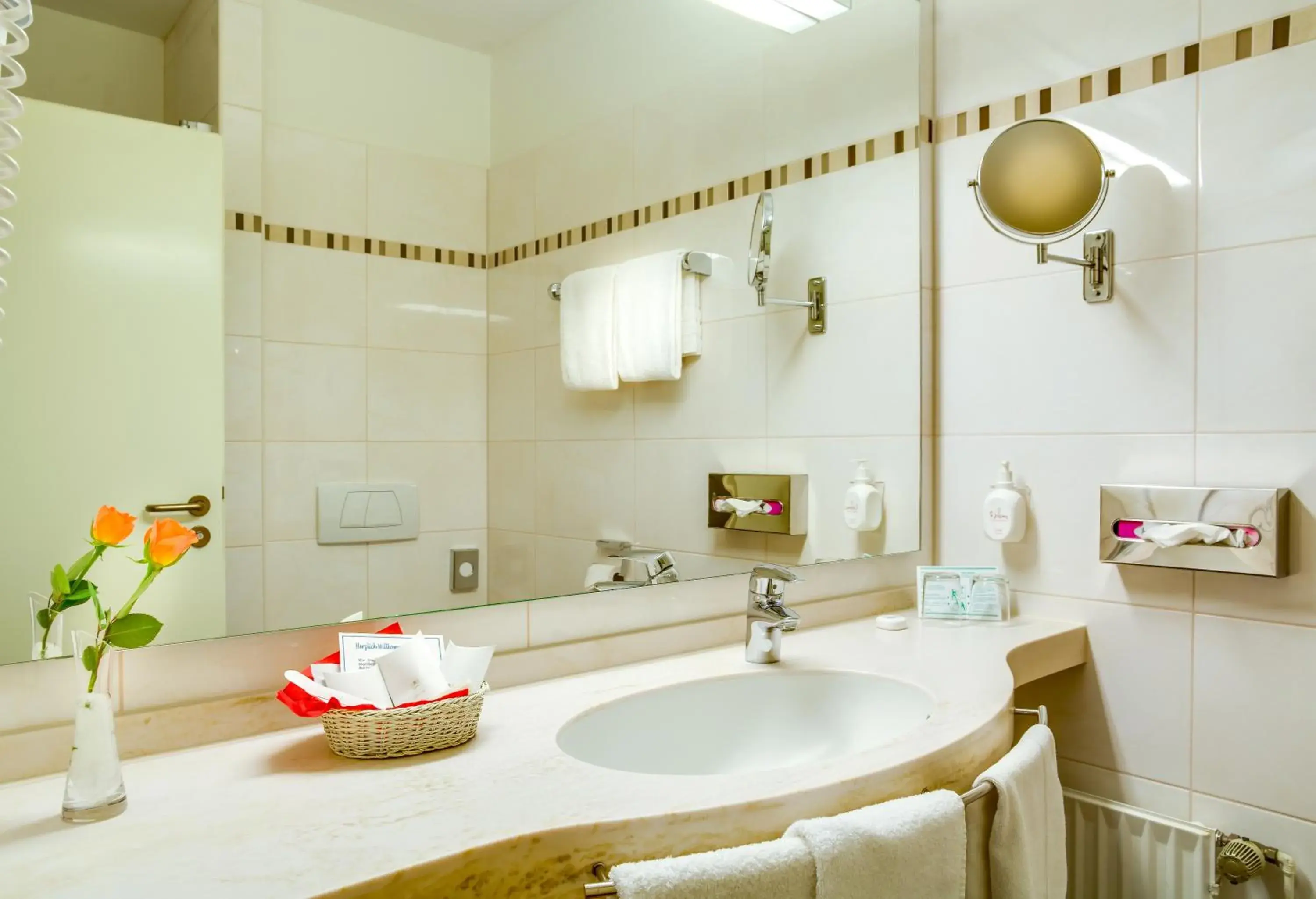 Double or Twin Room in Hotel Panorama Hamburg-Harburg Double or Twin Room in Hotel Panorama Hamburg-Harburg