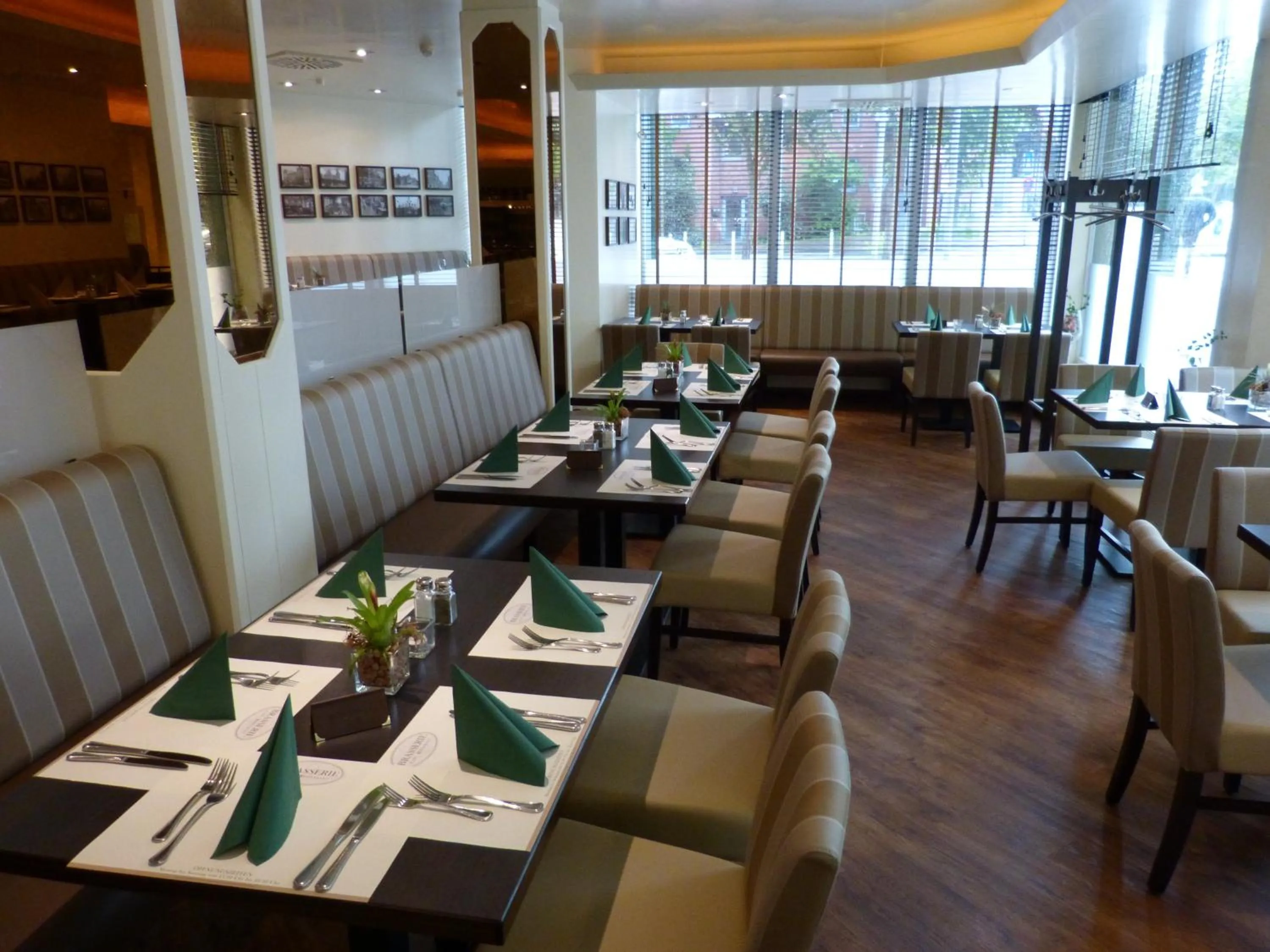 Restaurant/places to eat in Hotel Panorama Hamburg-Harburg