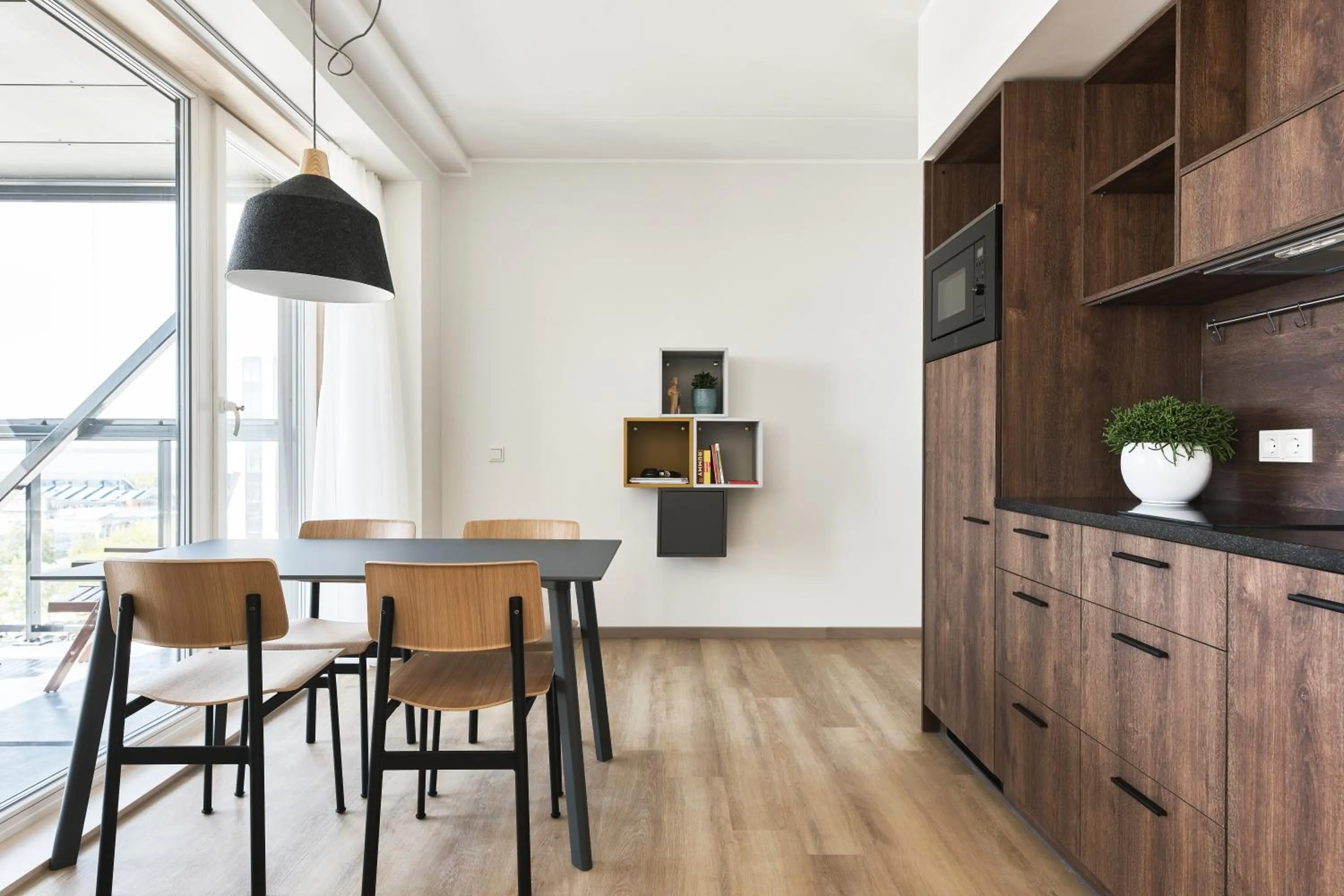 Kitchen or kitchenette in LURICH Residences