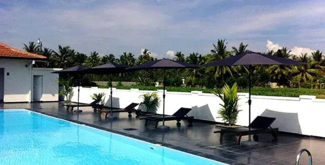 Pool view in PJ Hotels Jaffna Pool view in PJ Hotels Jaffna