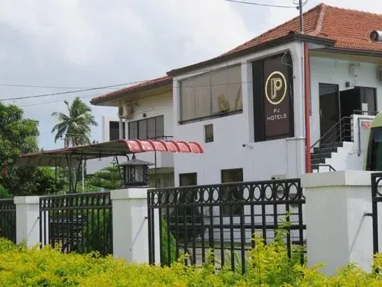 Property building in PJ Hotels Jaffna Property building in PJ Hotels Jaffna